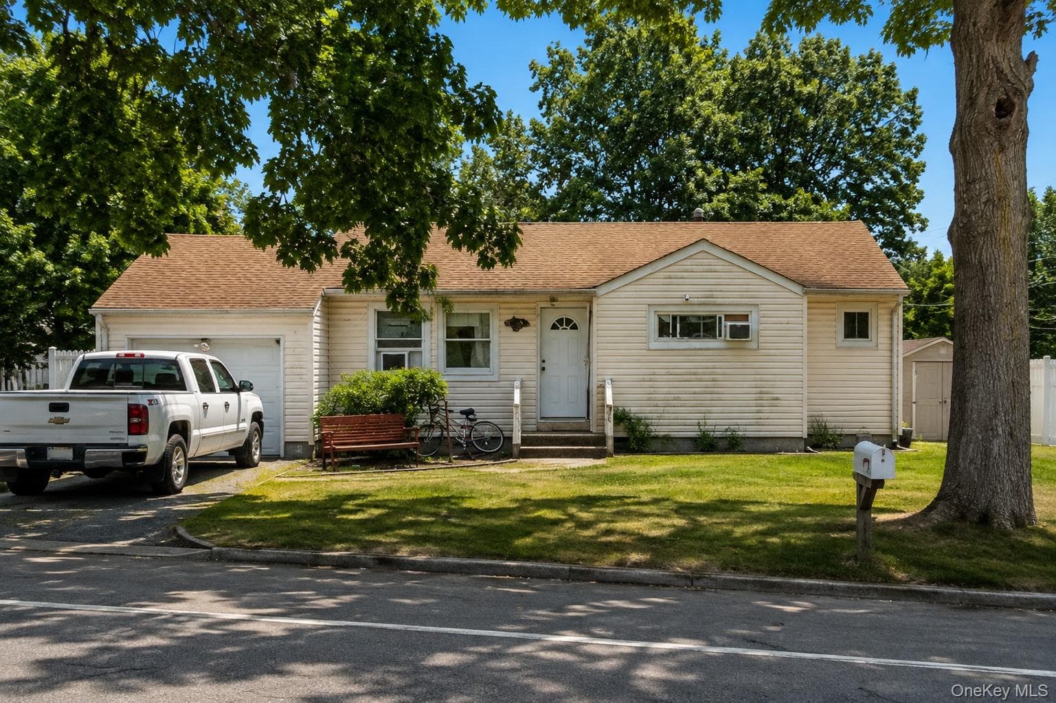 643 Jayne Boulevard photo 1
