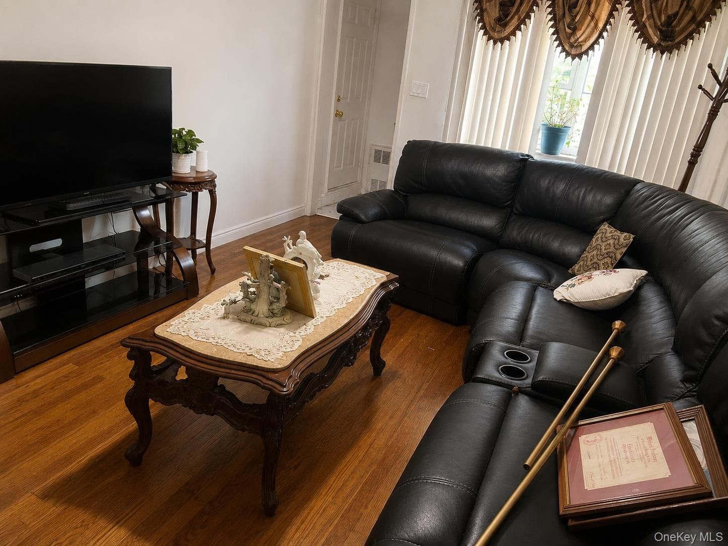 1278 E 53rd Street thumbnail 5