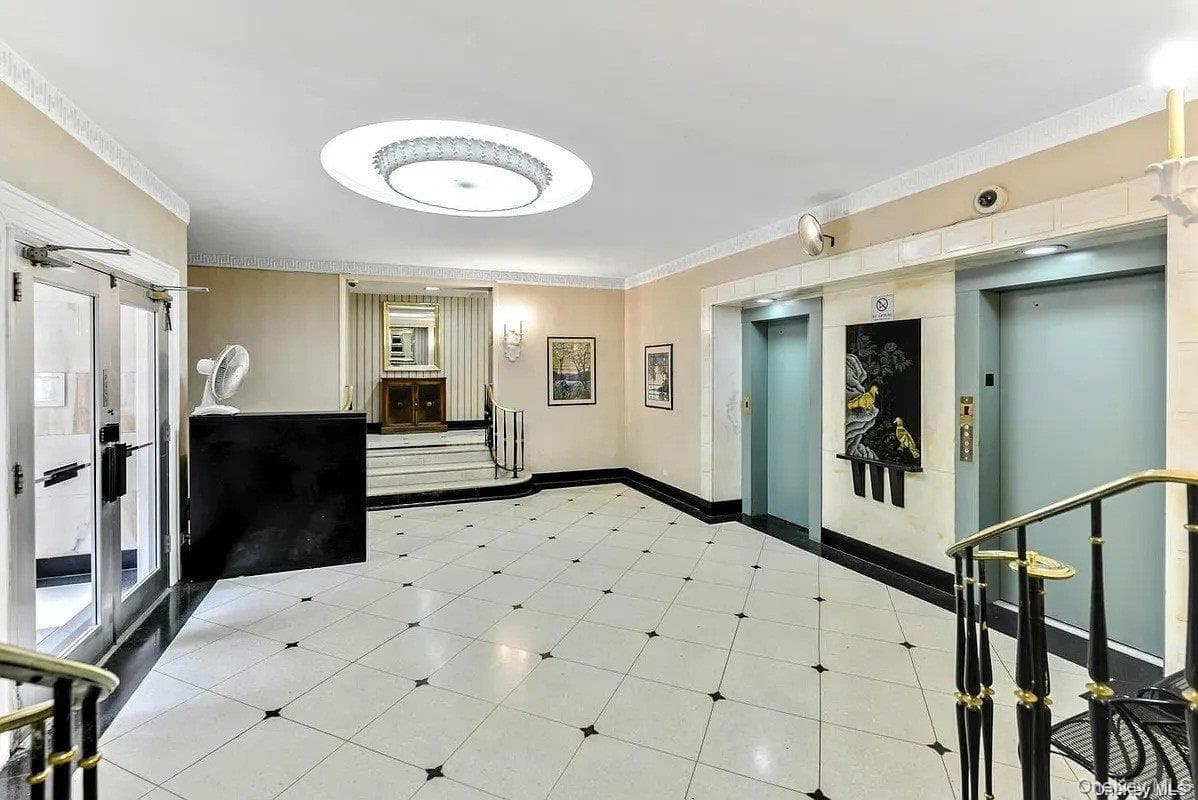 71-36 110th Street Unit: 6/H thumbnail 4