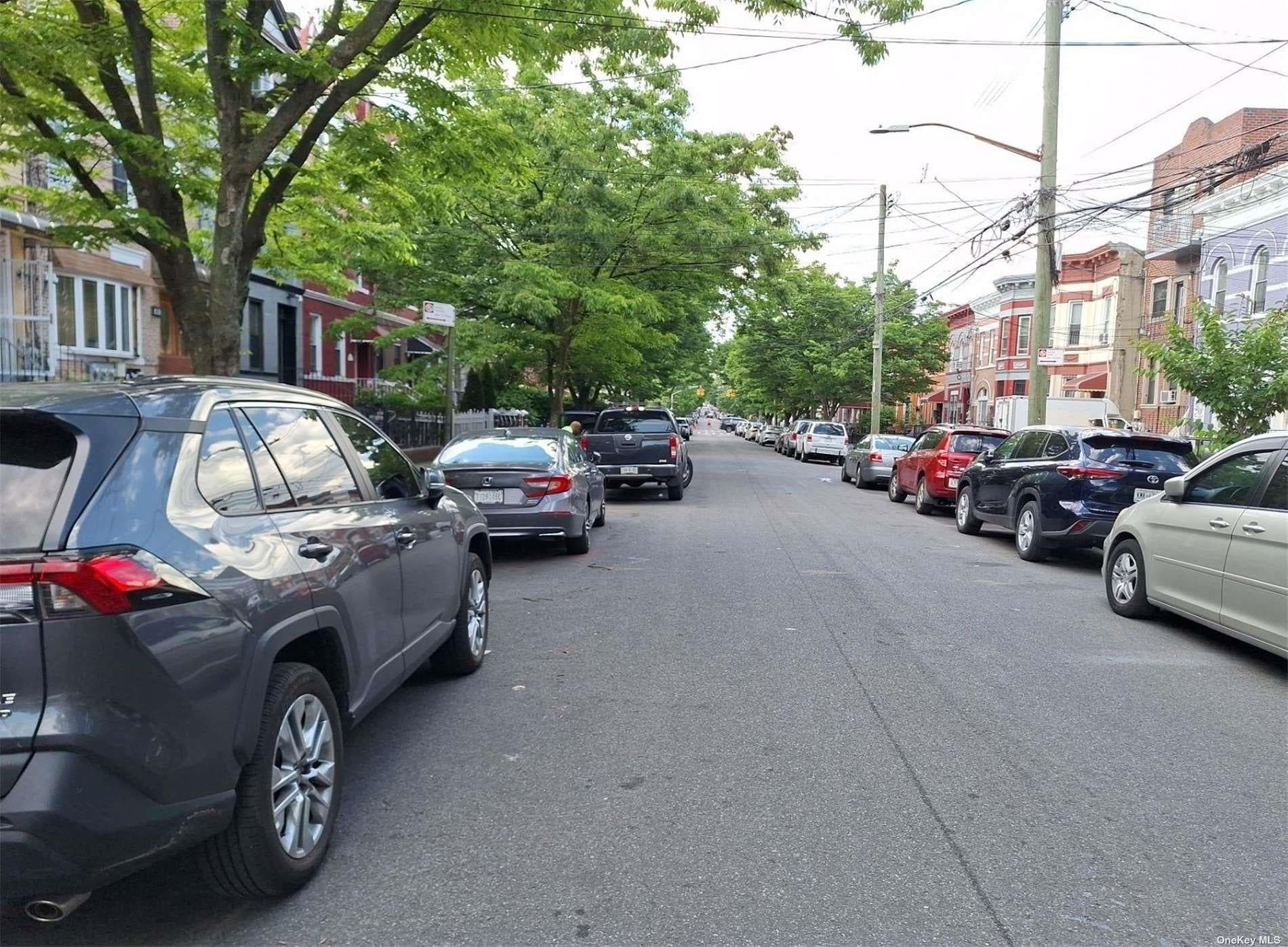412 Bradford Street thumbnail 3