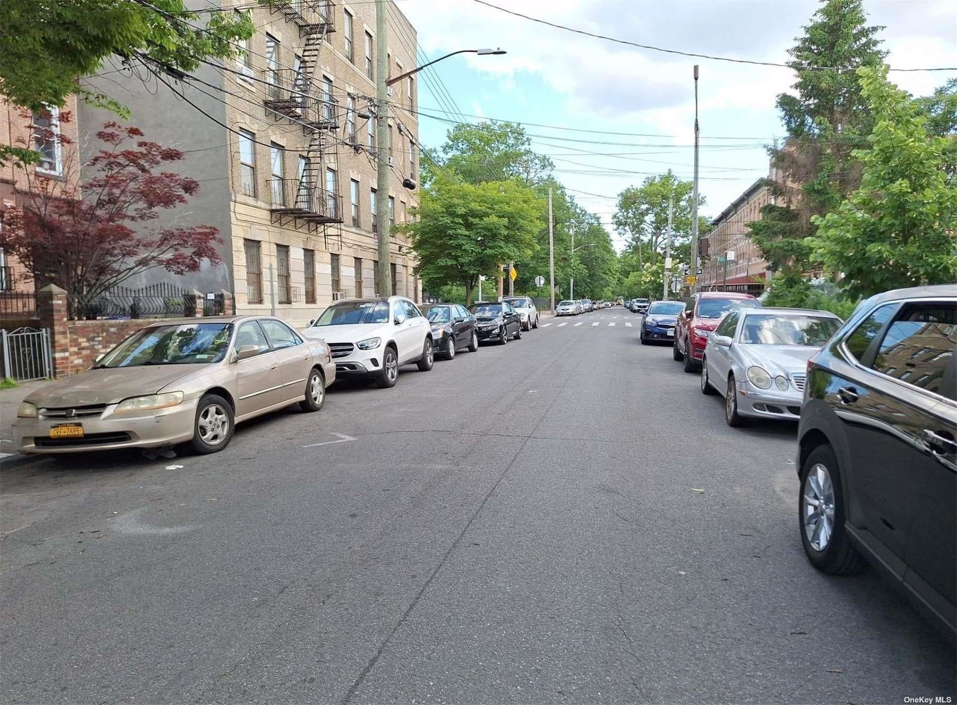 412 Bradford Street thumbnail 4