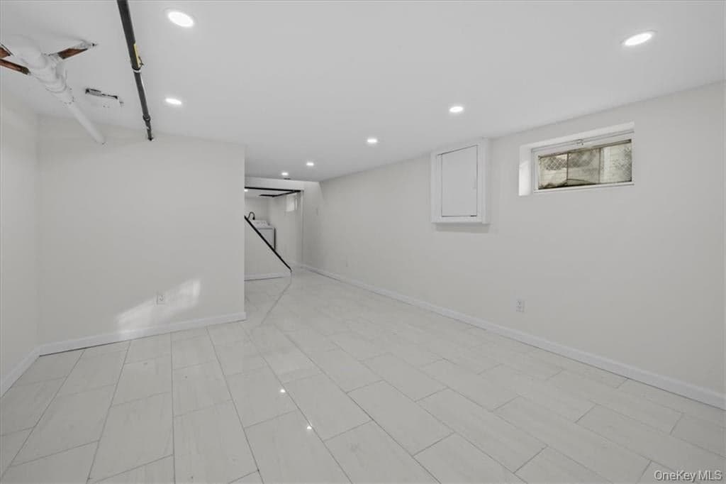1799 E 51st Street thumbnail 14