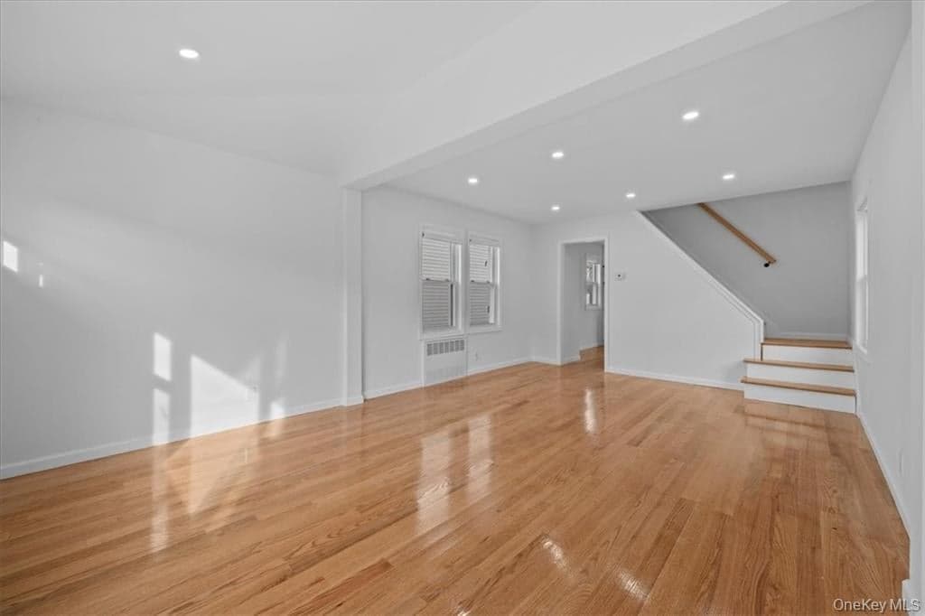 1799 E 51st Street thumbnail 4
