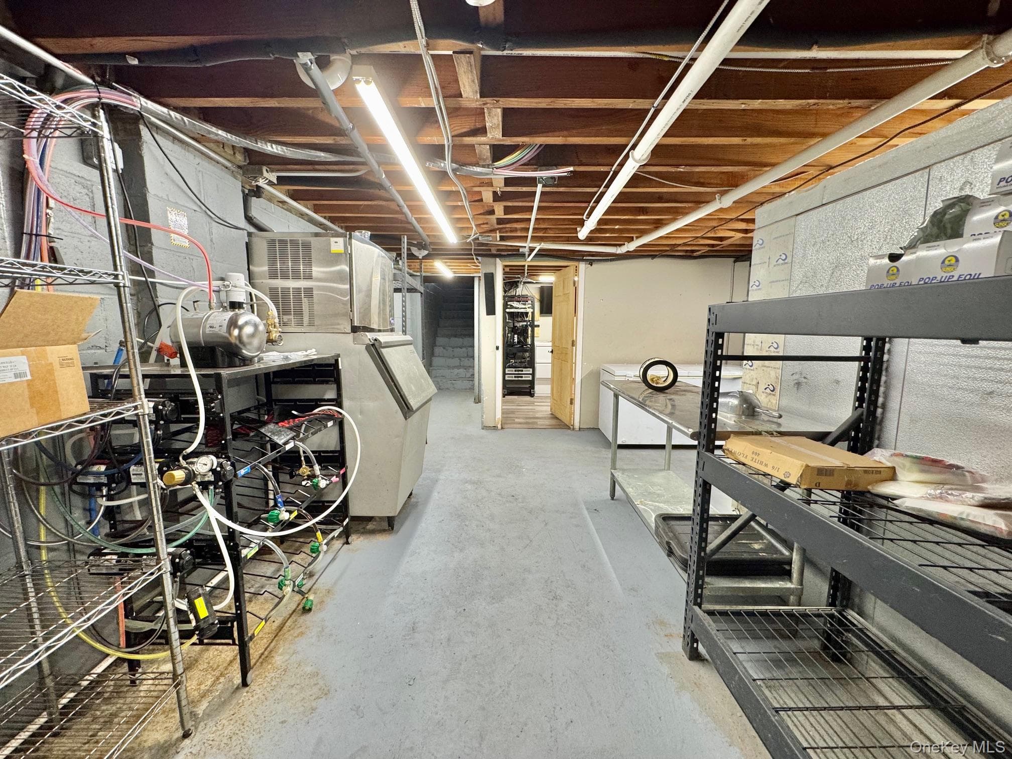 3925 Merrick Road thumbnail 21