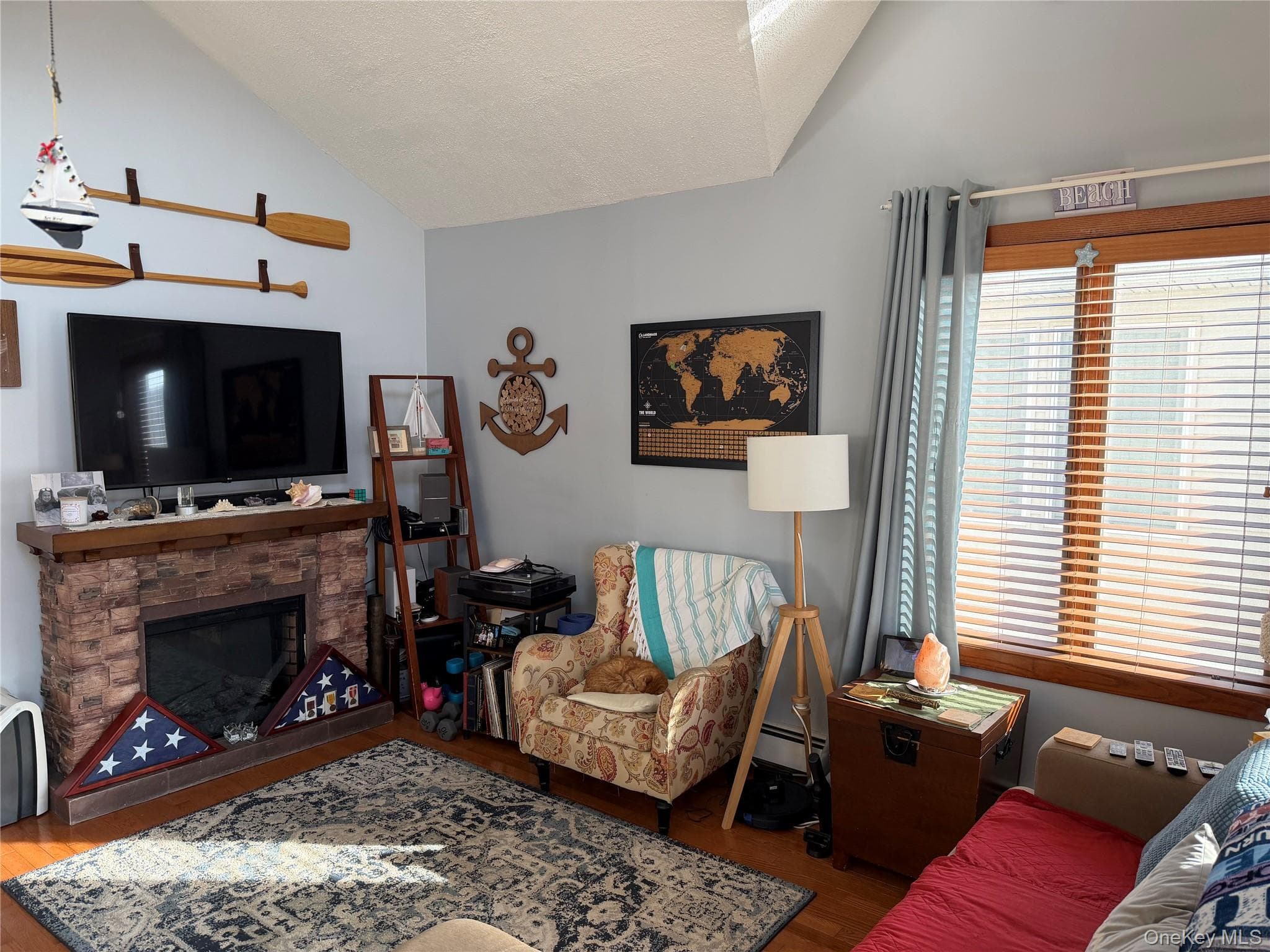 84 Georgia Avenue thumbnail 4