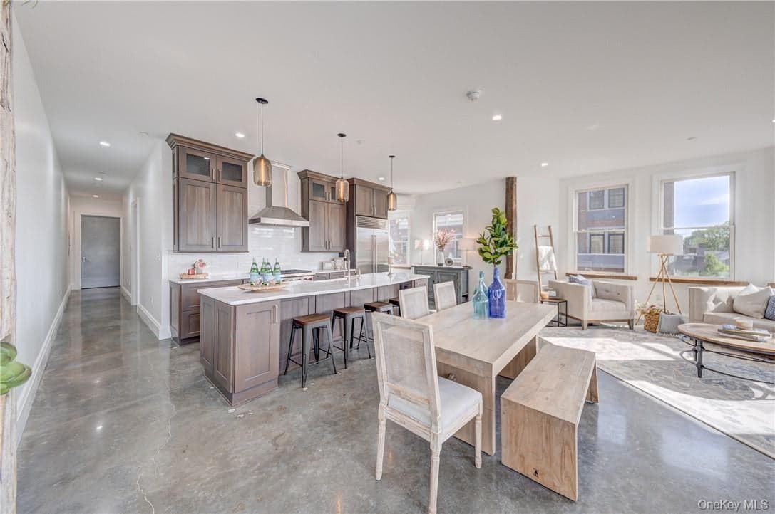 226 Main Street Unit: 301 thumbnail 25