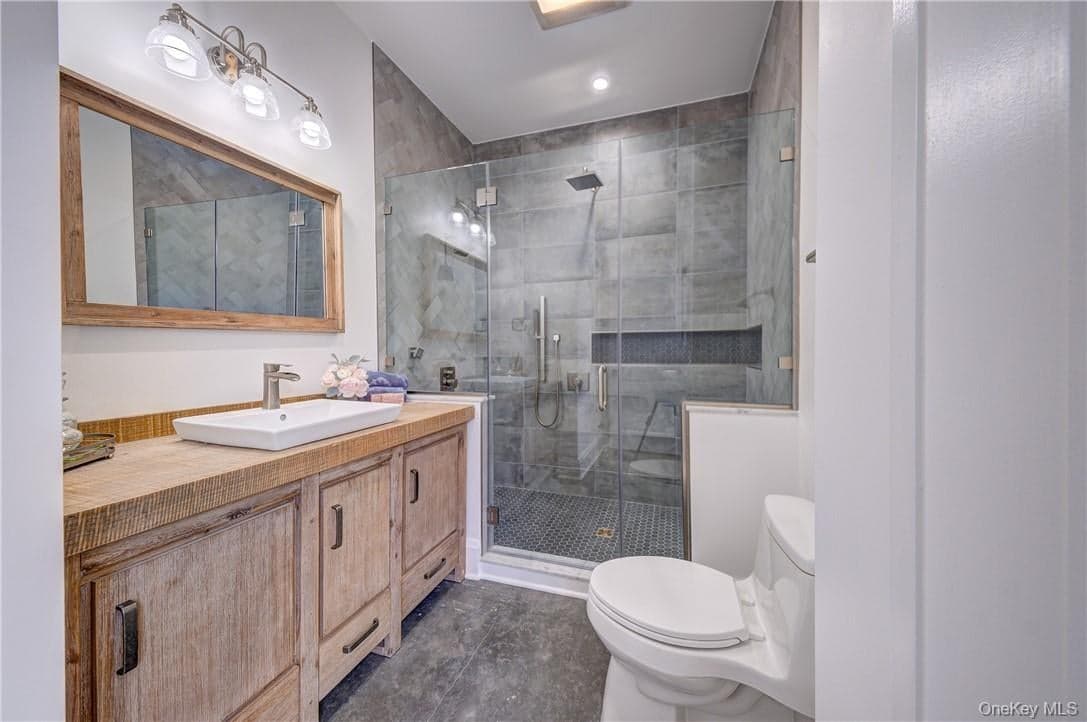 226 Main Street Unit: 301 thumbnail 19