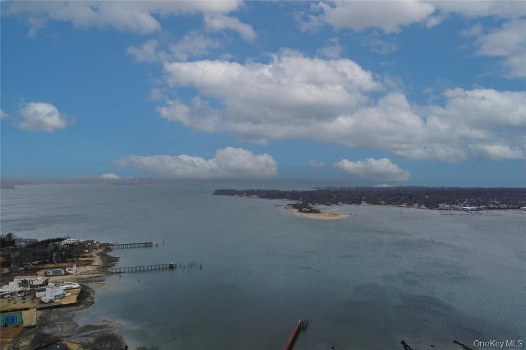 31 Harbour Road thumbnail 2