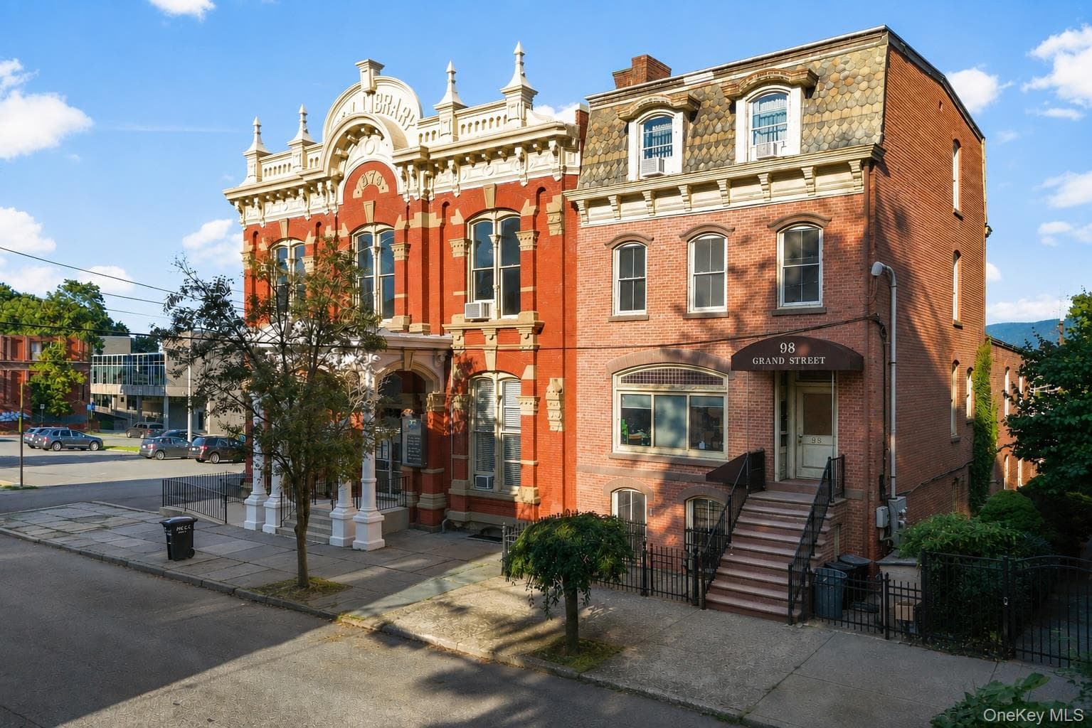 98 Grand Street photo 1