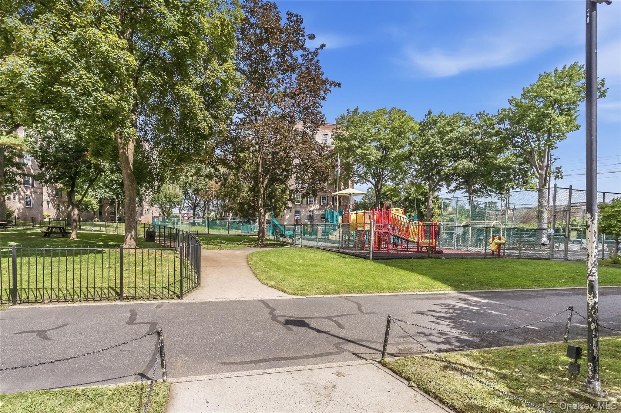 30-51 Hobart Street Unit: #4 thumbnail 24