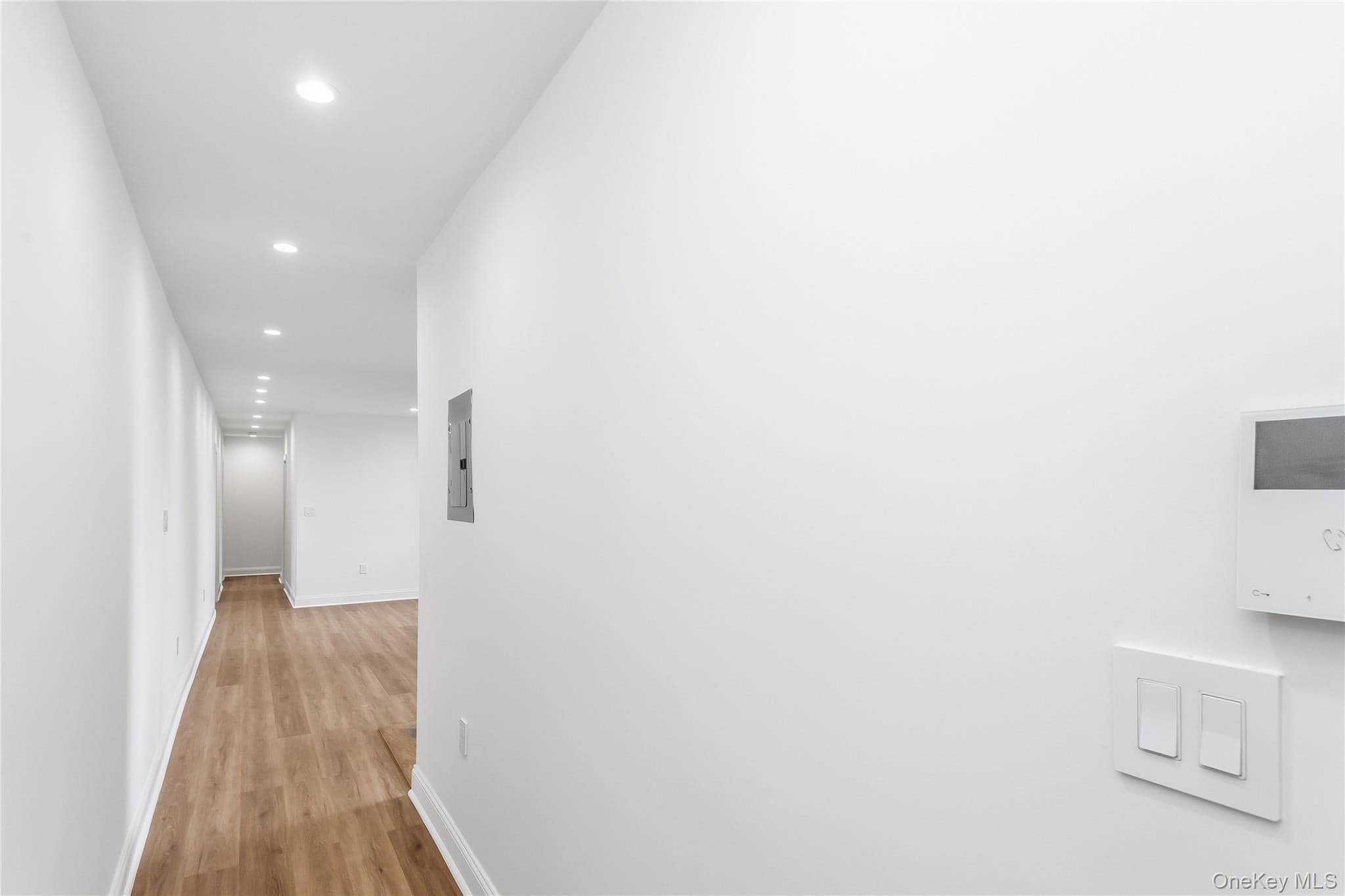 30-51 Hobart Street Unit: #4 thumbnail 15