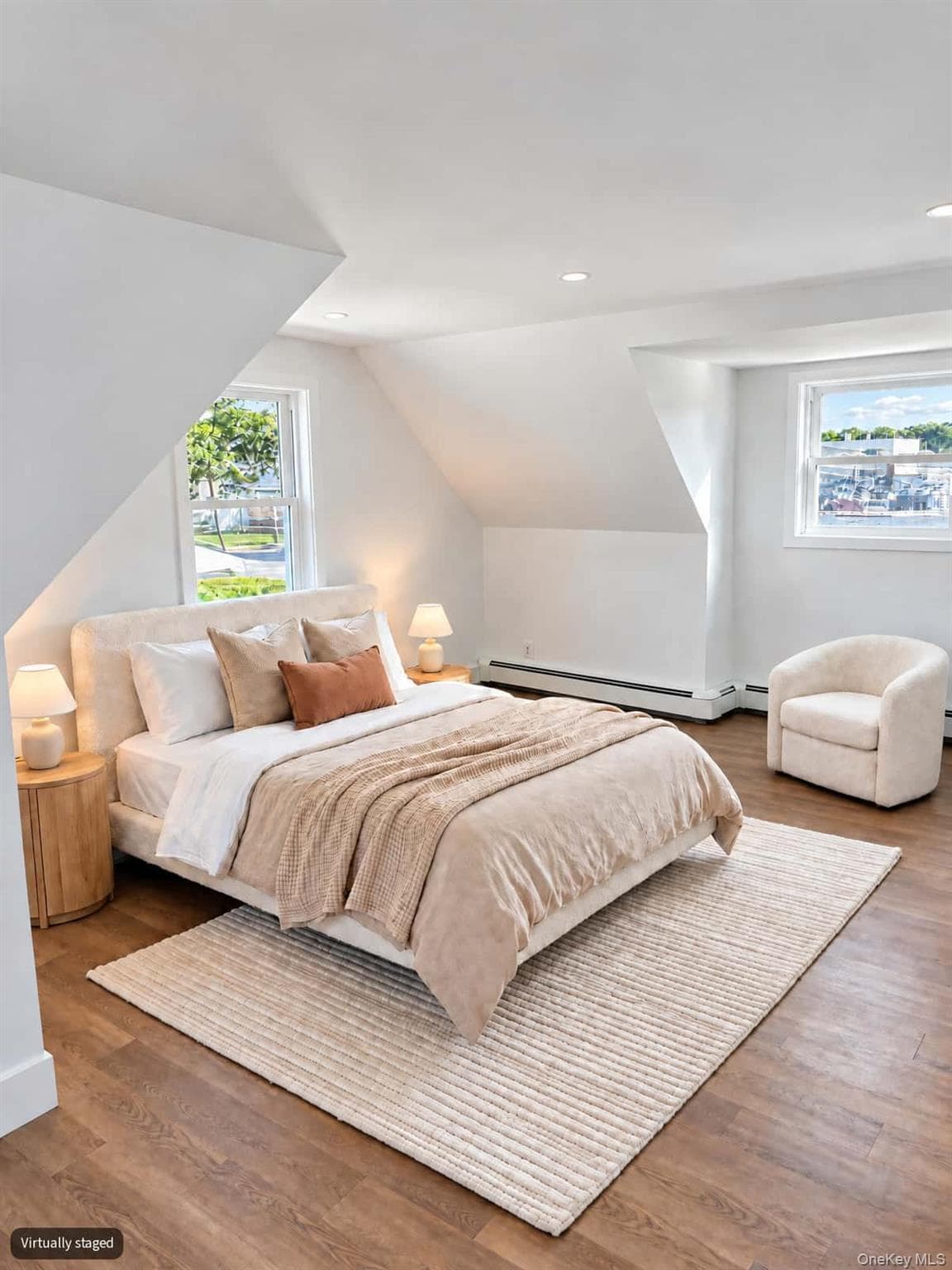2216 Brooklyn Avenue thumbnail 8