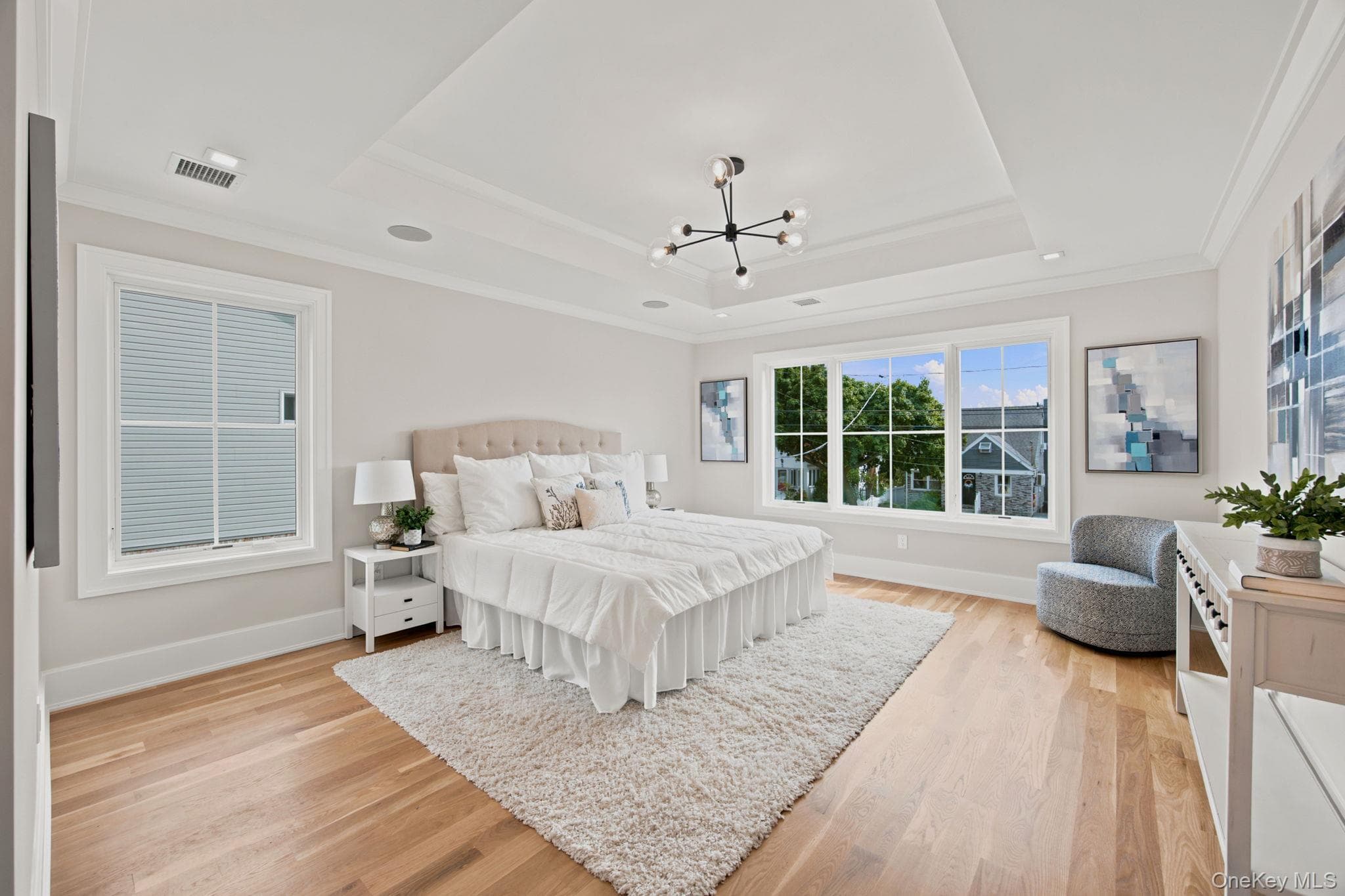 404 Langley Avenue thumbnail 26