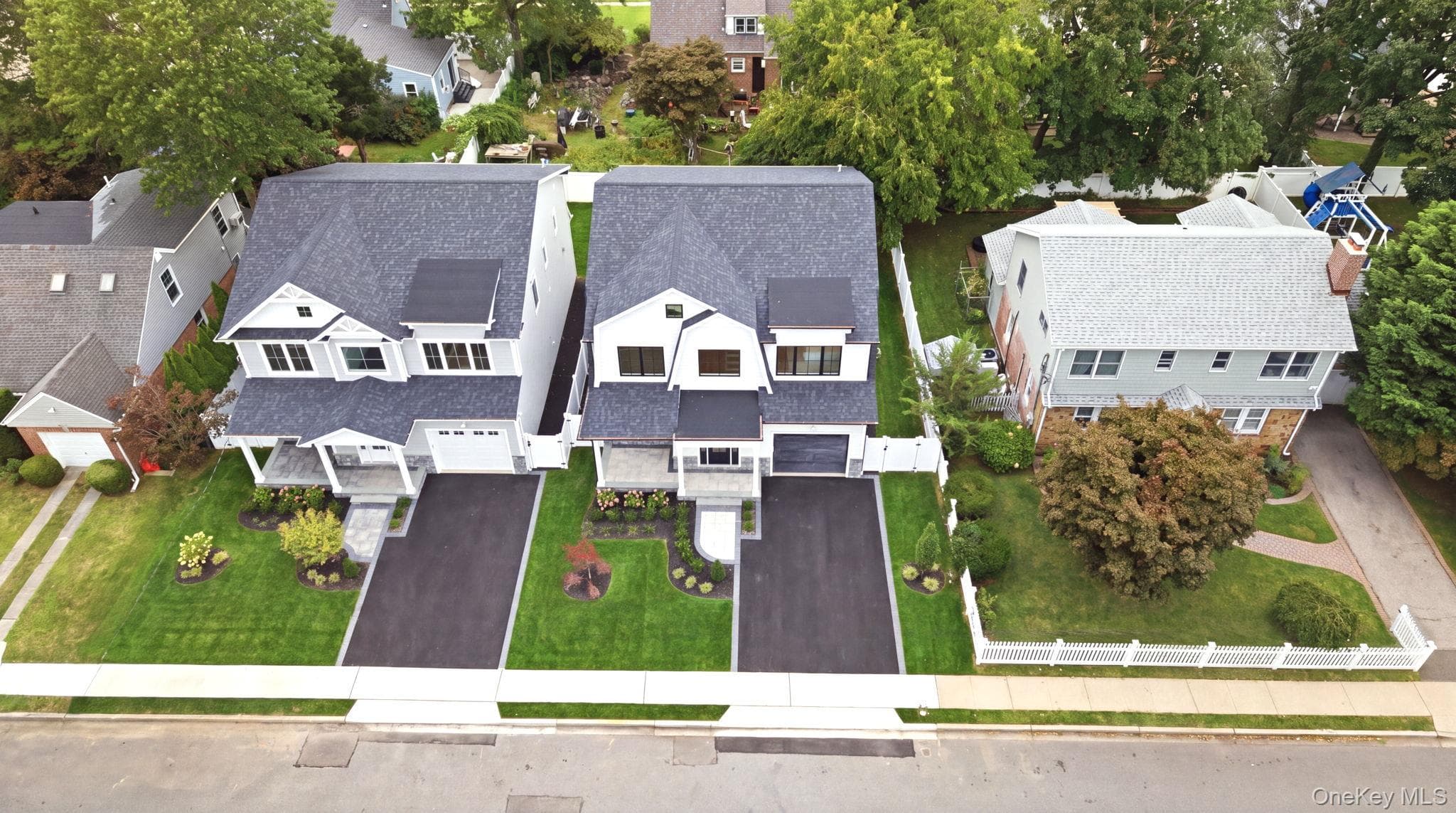 404 Langley Avenue thumbnail 43