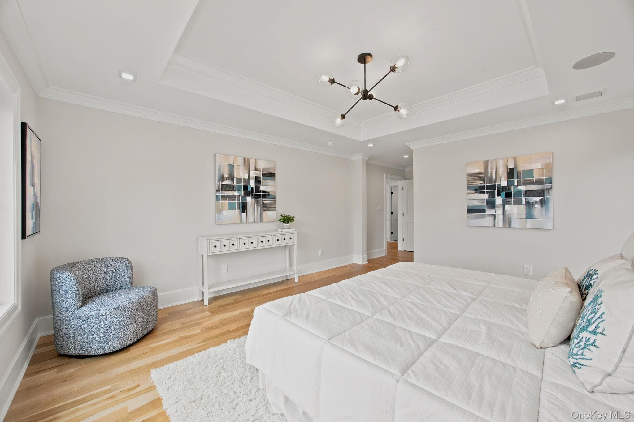 404 Langley Avenue thumbnail 27