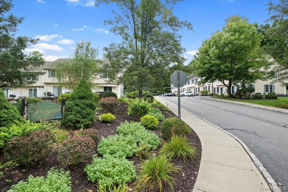 307 Alexandra Court thumbnail 50