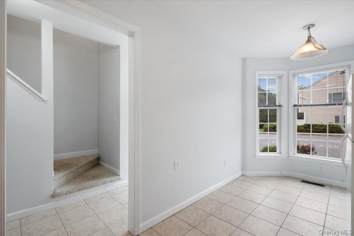 307 Alexandra Court thumbnail 22