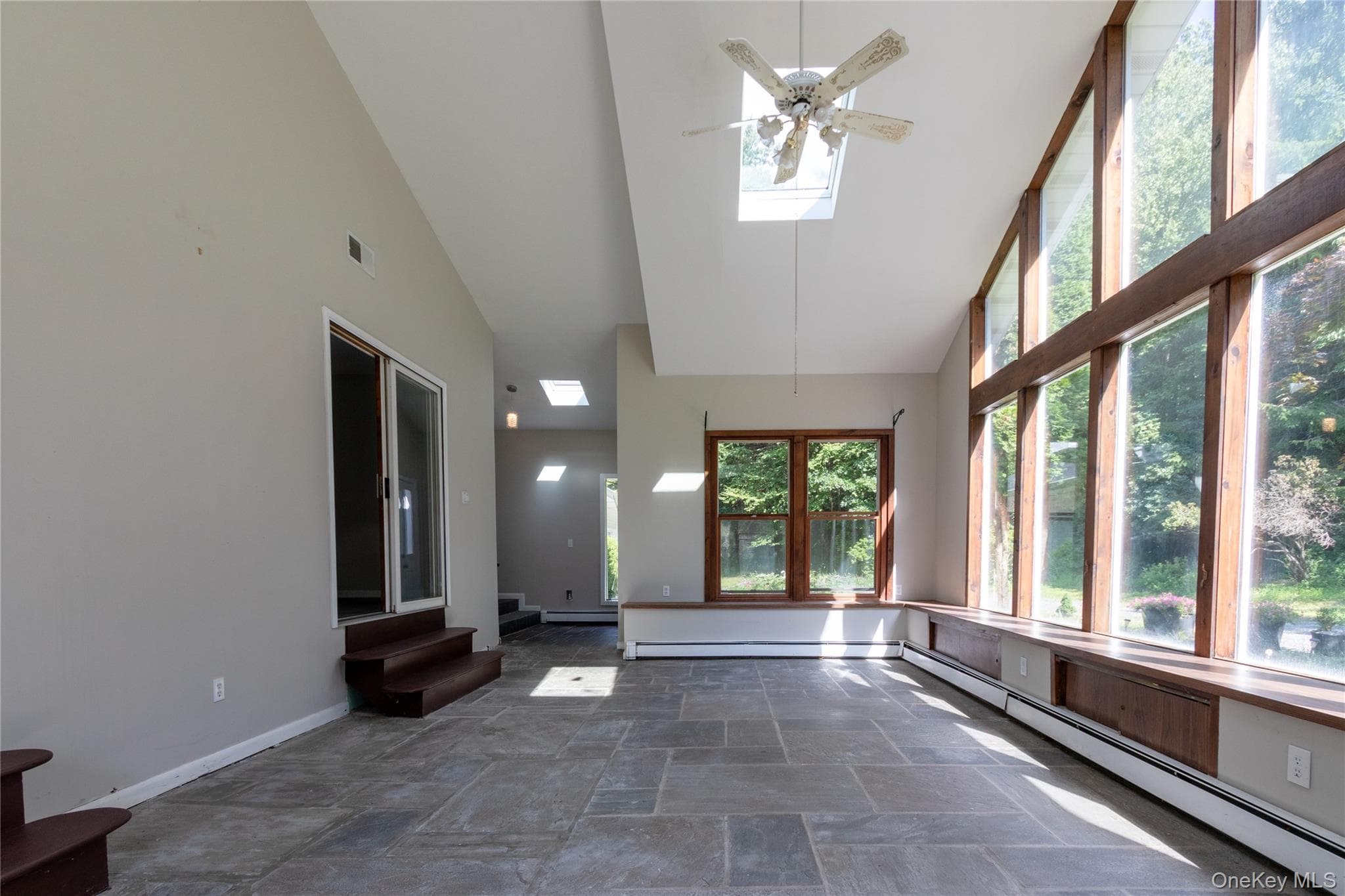 17 Molland Drive thumbnail 6