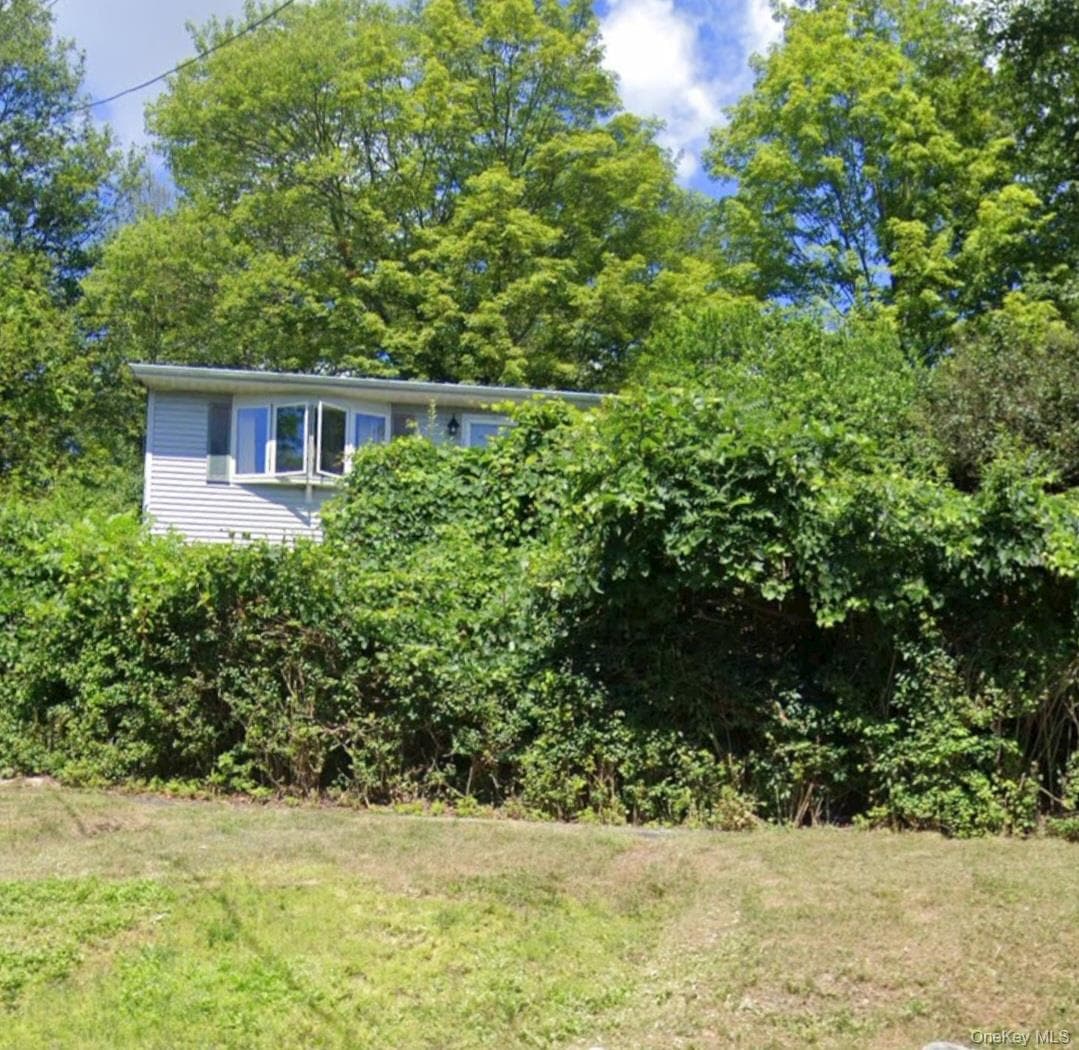 89 Pickles Road, Bloomingburg
