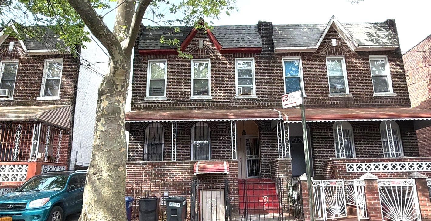 330 E 91st Street thumbnail 2