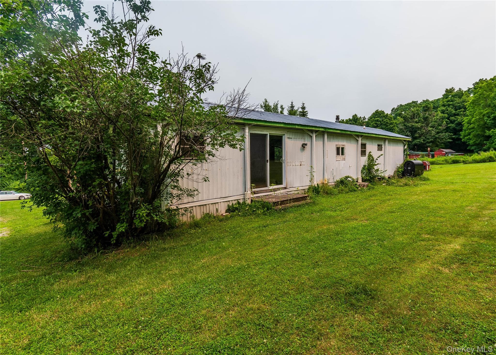 257 S Greenhaven Road thumbnail 32