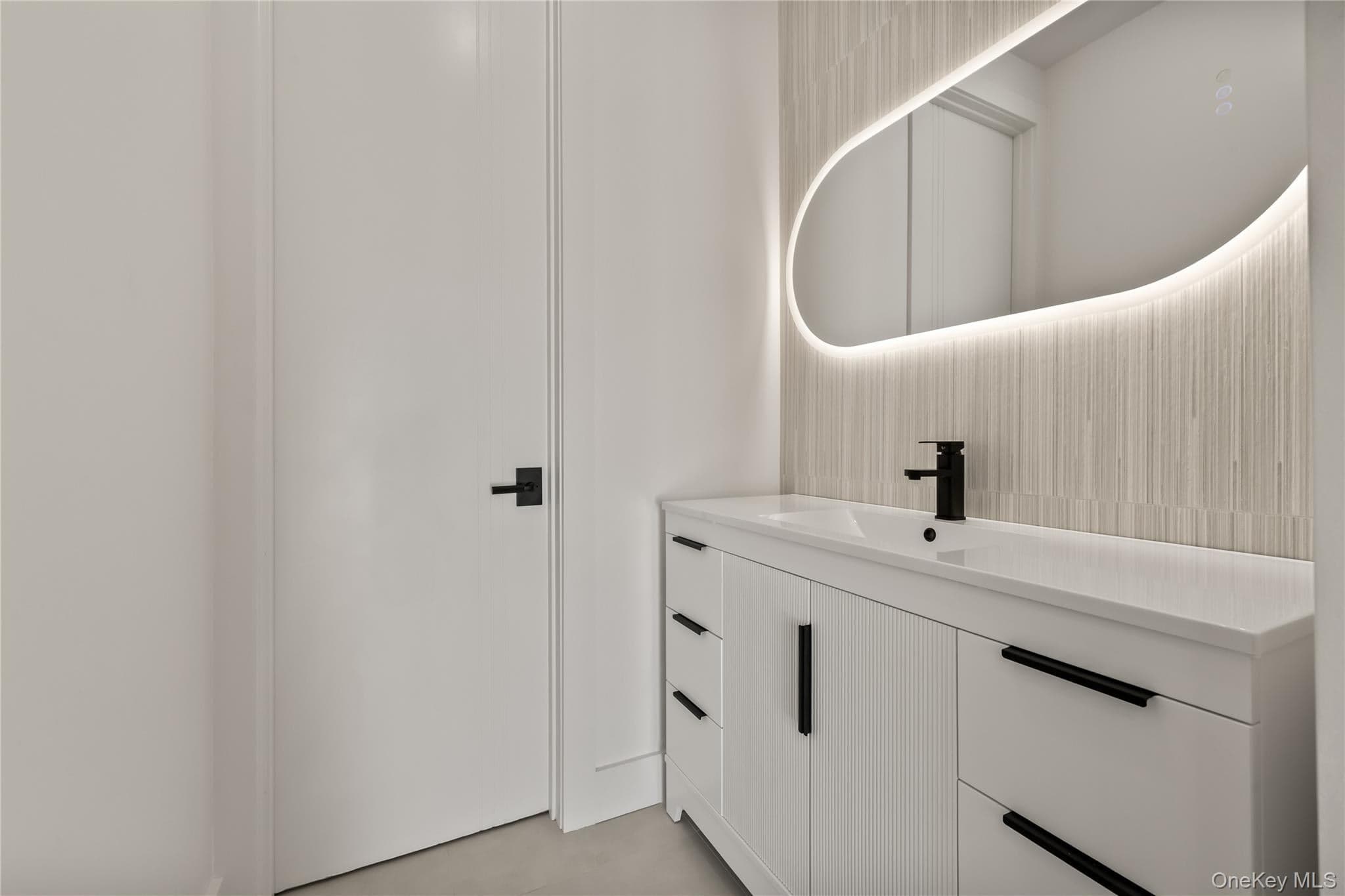 17 Jay Street Unit: 202 thumbnail 33