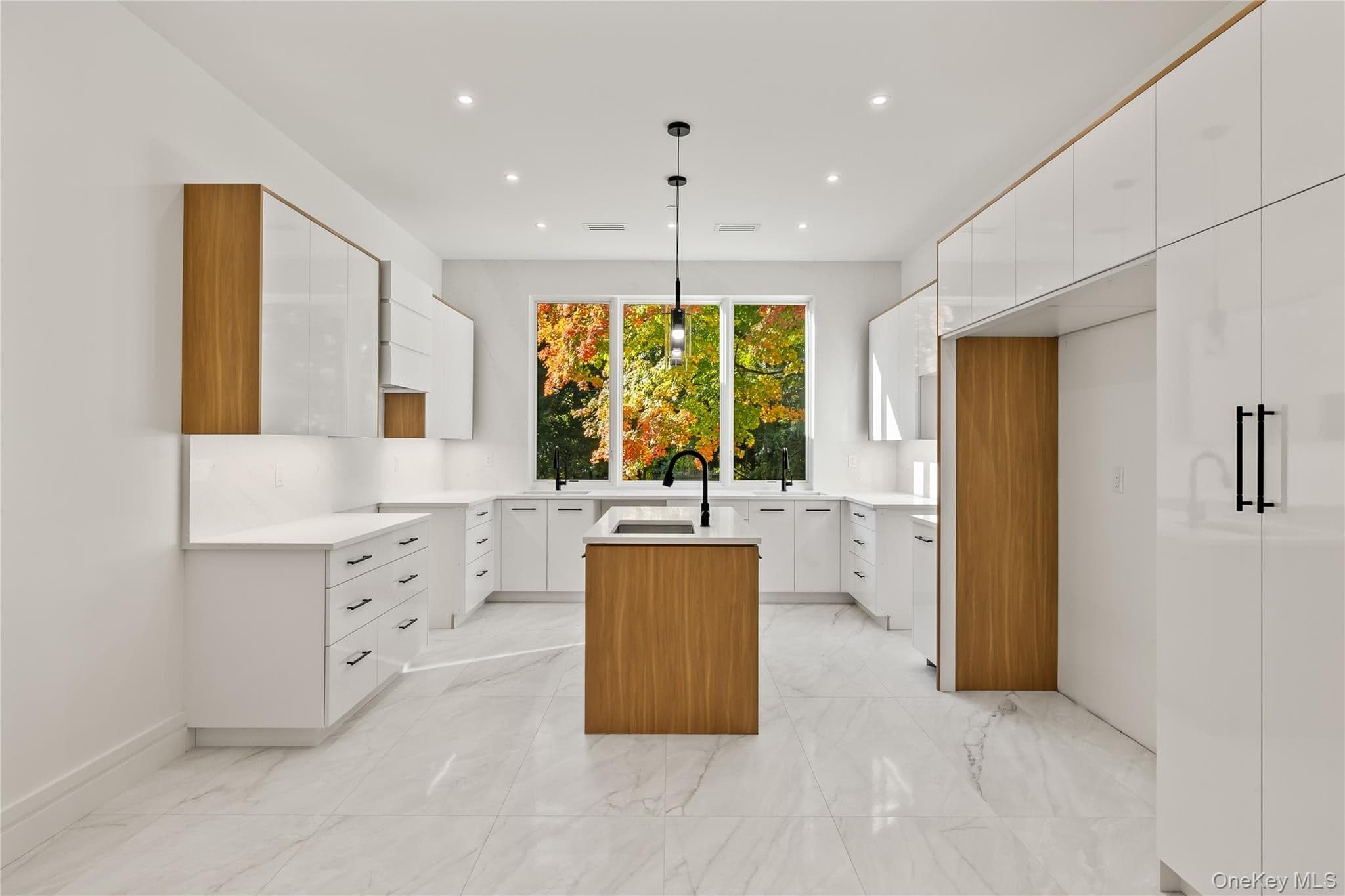 17 Jay Street Unit: 202 thumbnail 13