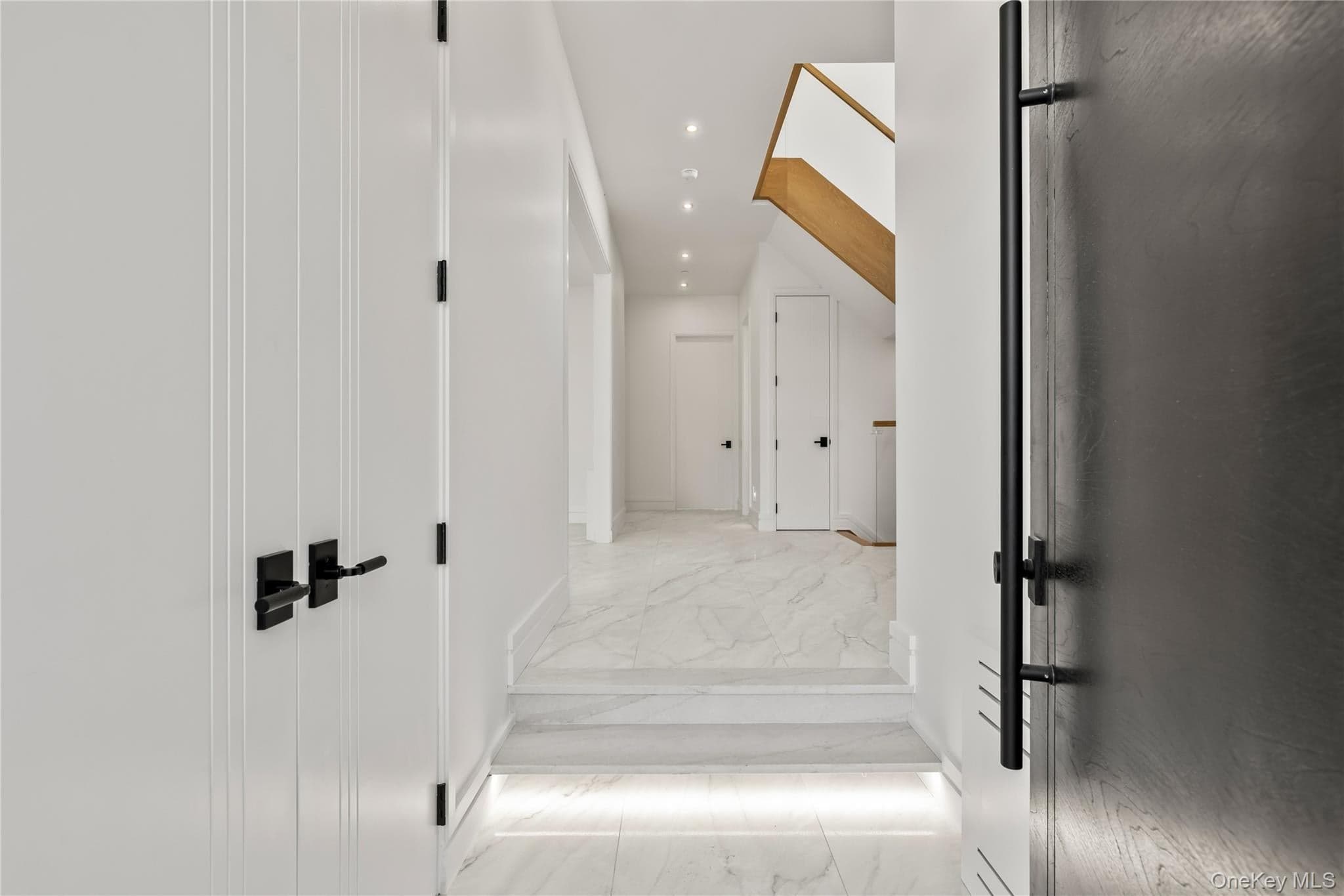 17 Jay Street Unit: 202 thumbnail 3