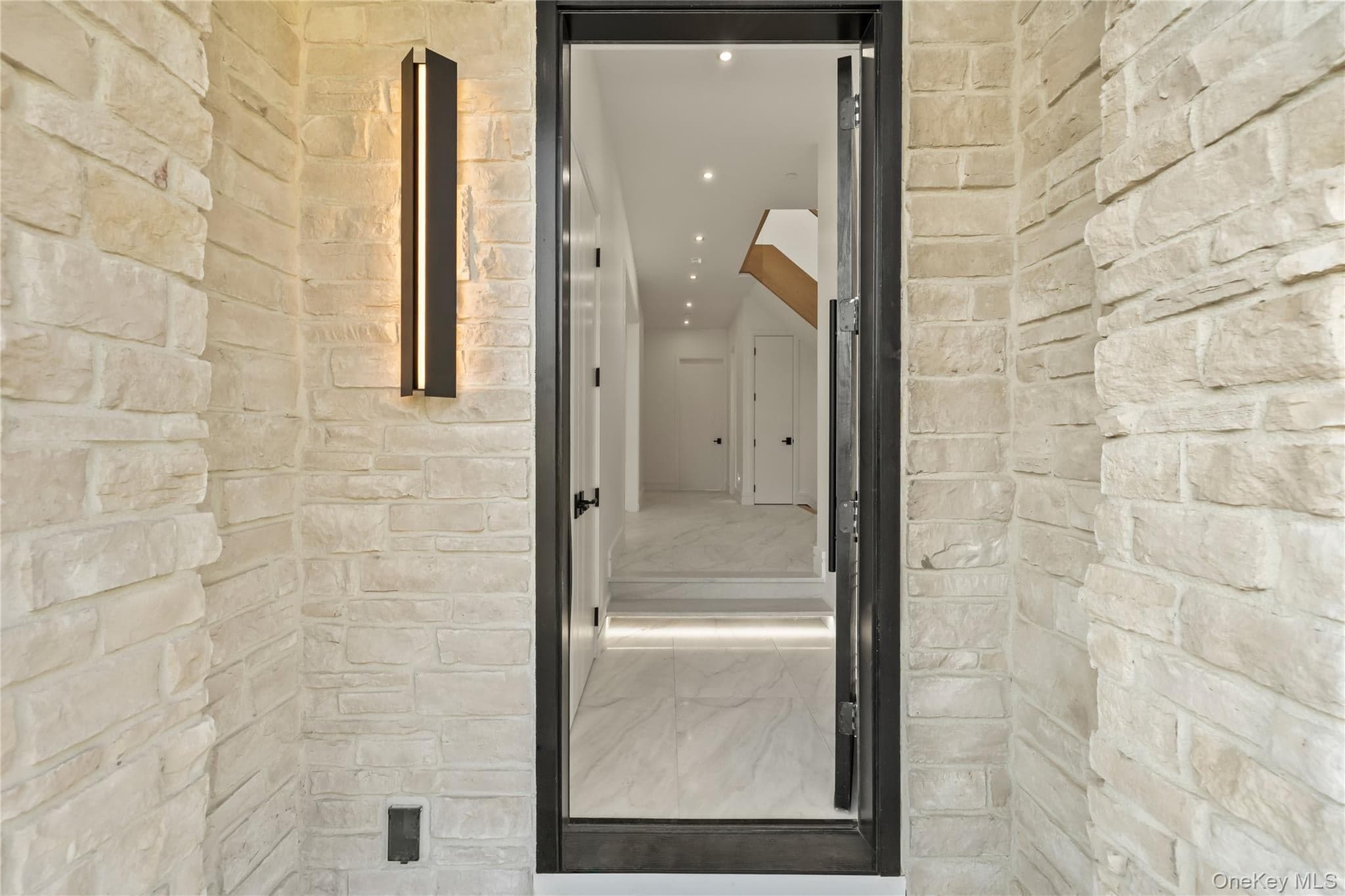 17 Jay Street Unit: 202 thumbnail 2
