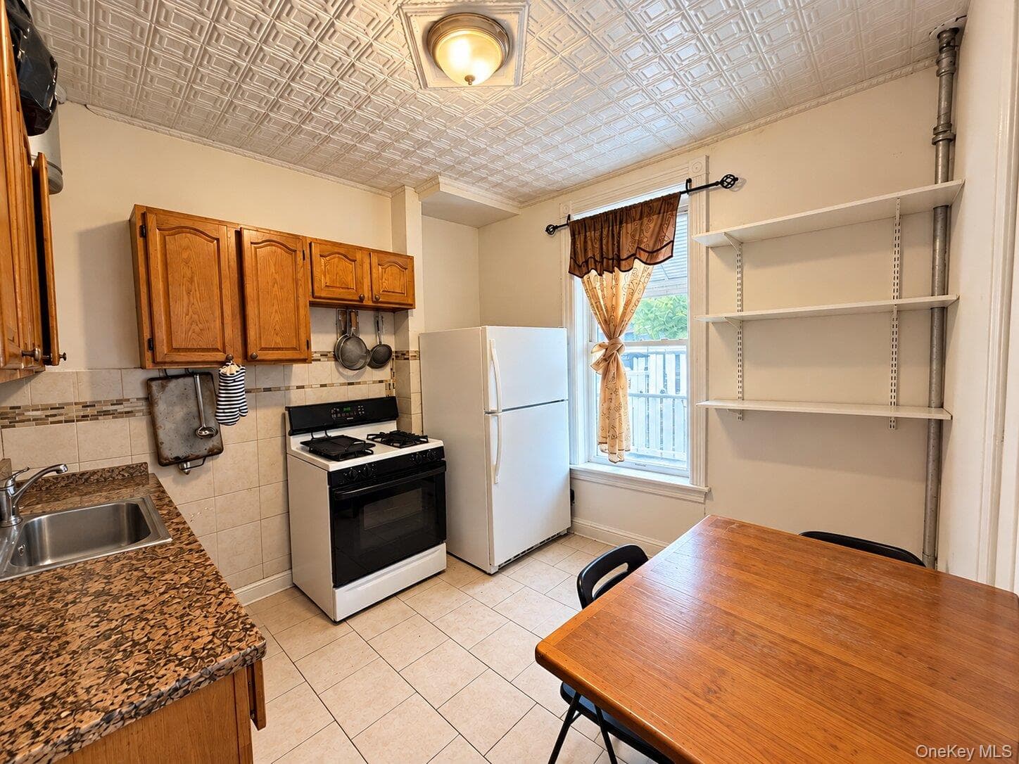 65 Mother Gaston Boulevard thumbnail 5