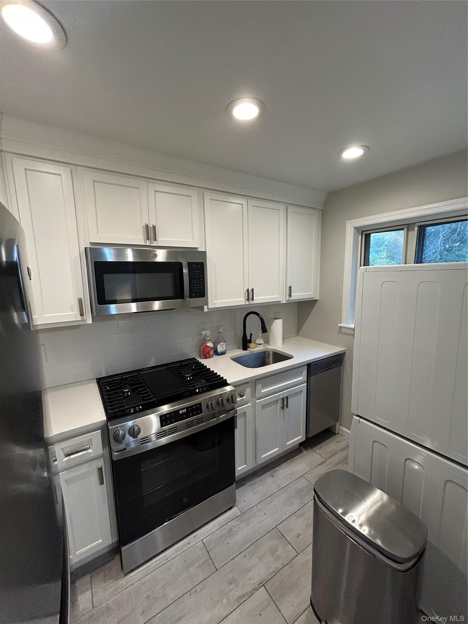 220-21 Hillside Avenue Unit: Upper thumbnail 5