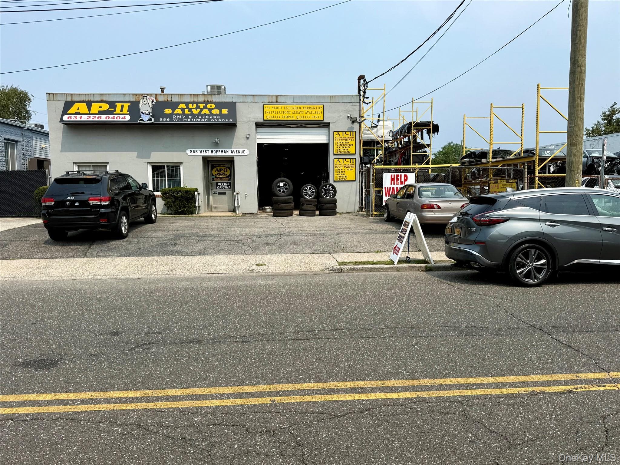 556 W Hoffman Avenue thumbnail 21