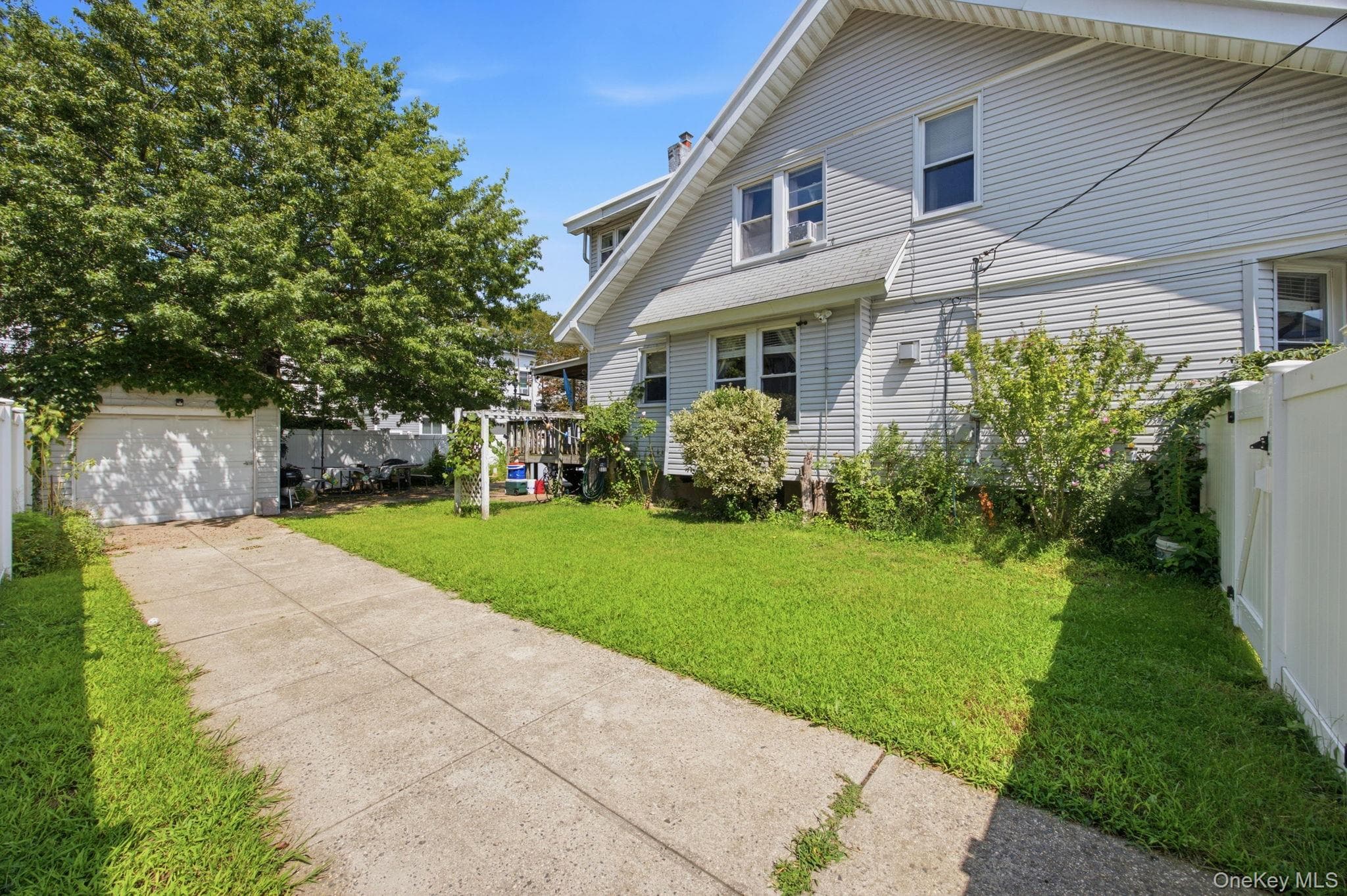 93-27 92nd Avenue thumbnail 29