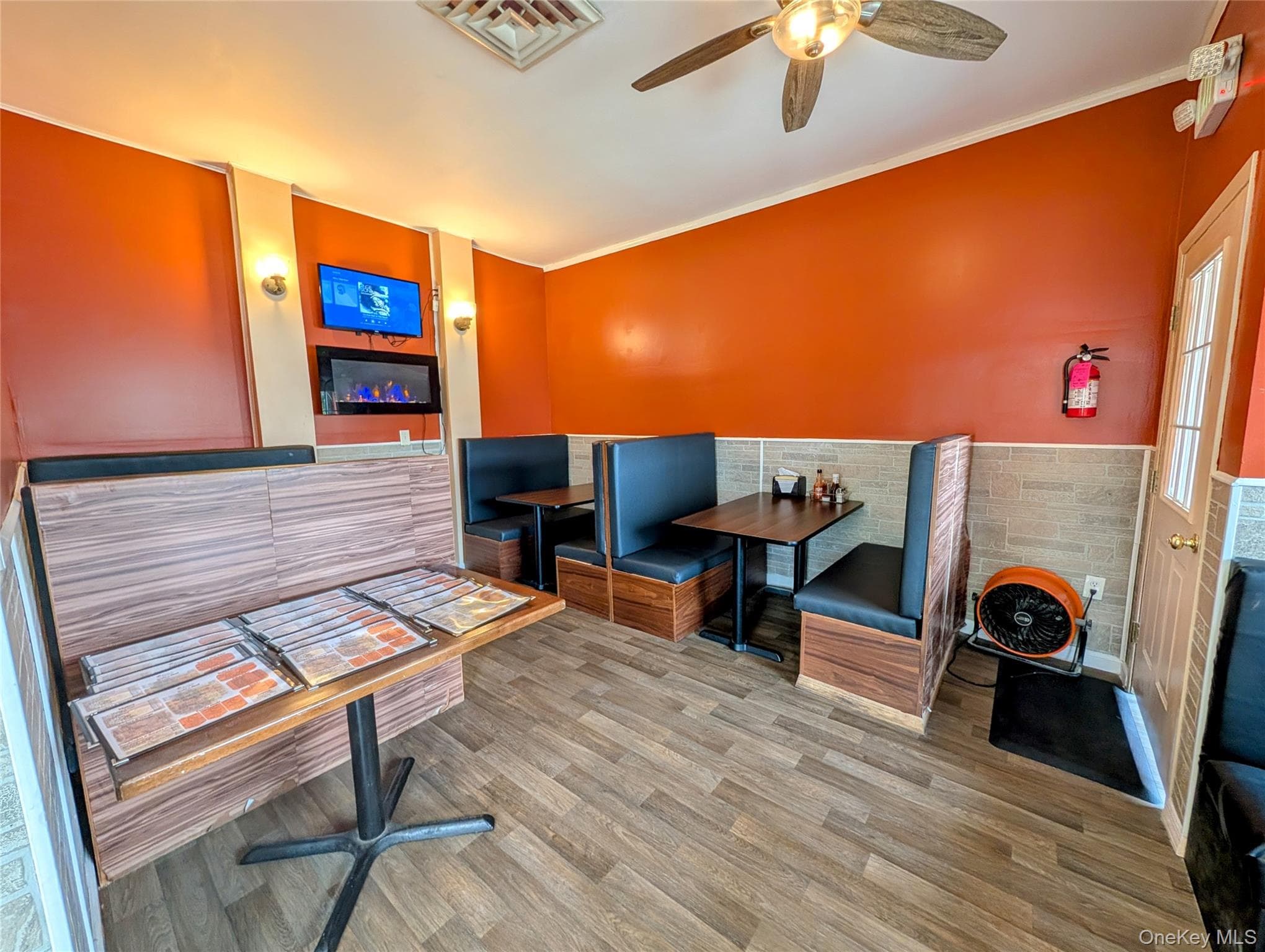 485 Broadway thumbnail 9