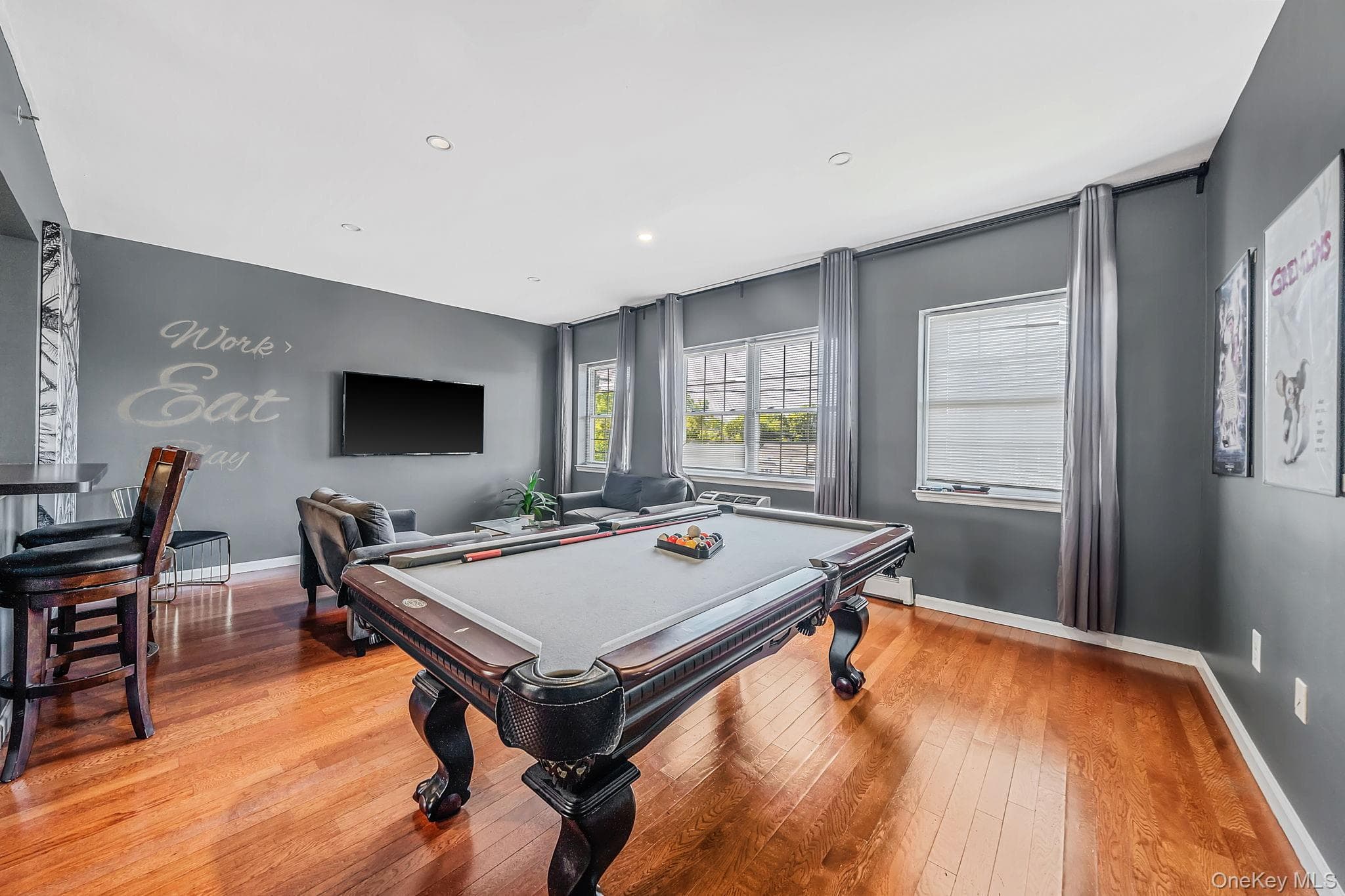 821 Prospect Avenue thumbnail 2
