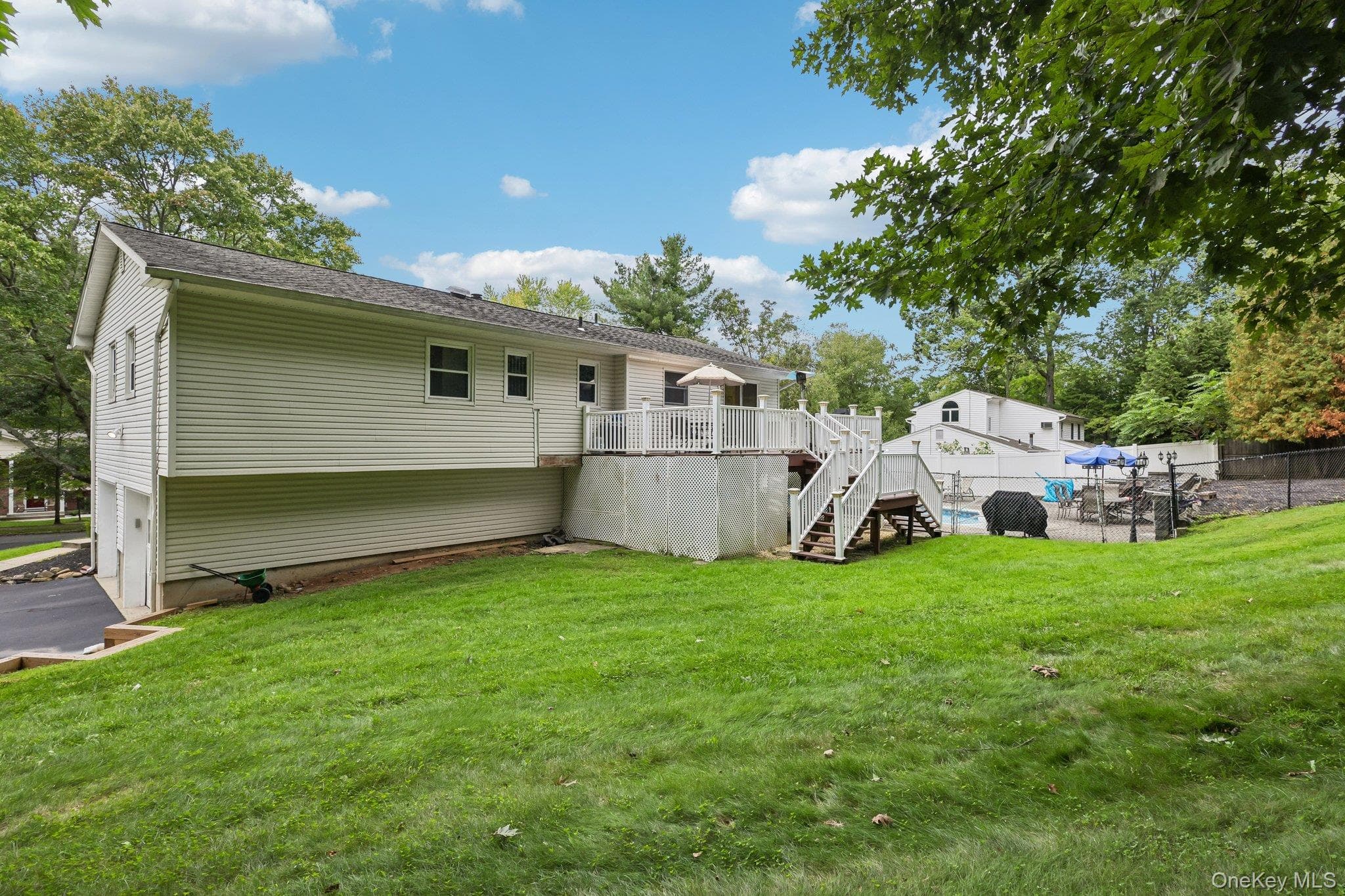 82 Branchville Road thumbnail 34
