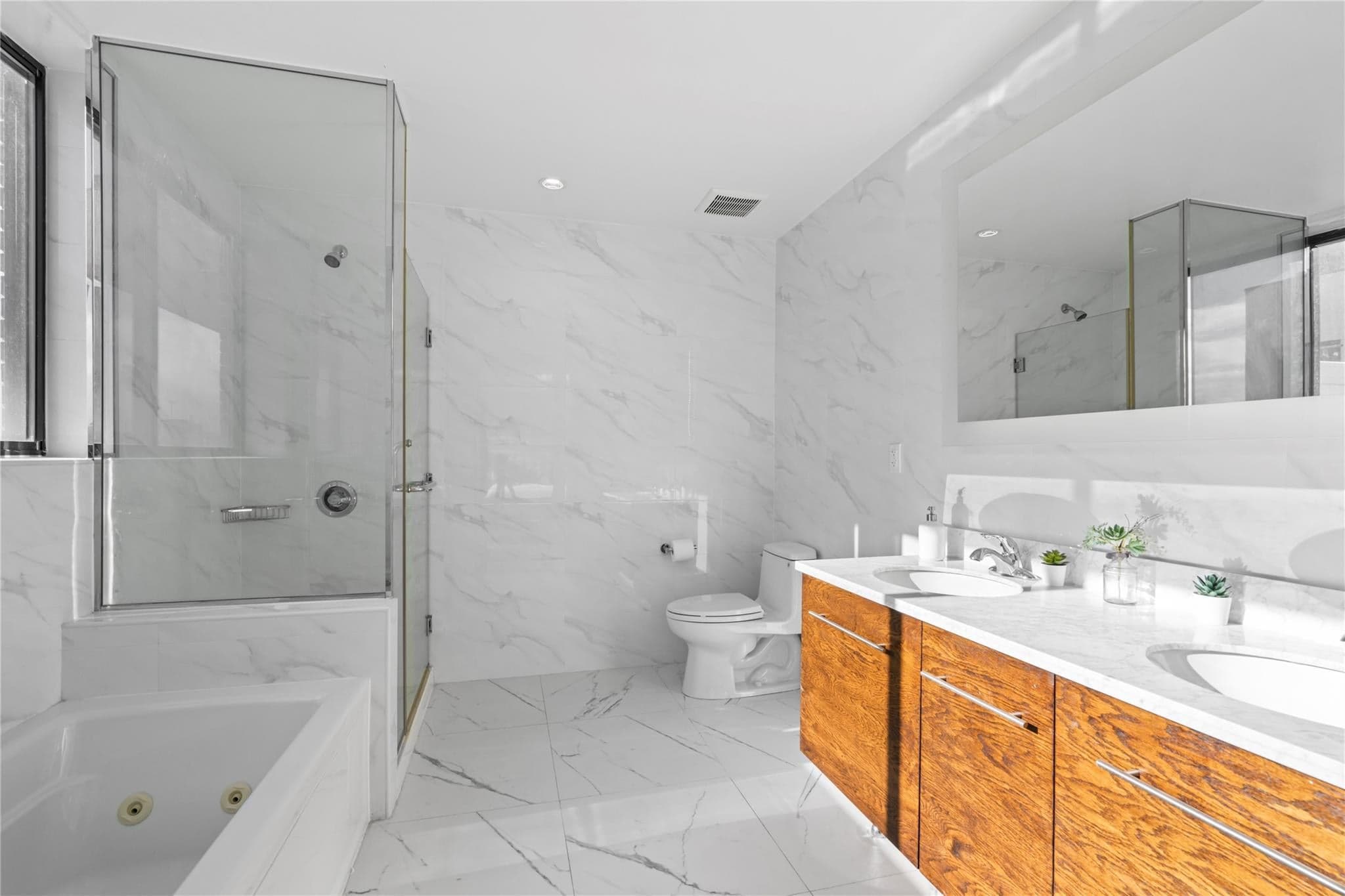 136-46 41st Avenue Unit: 6A thumbnail 23