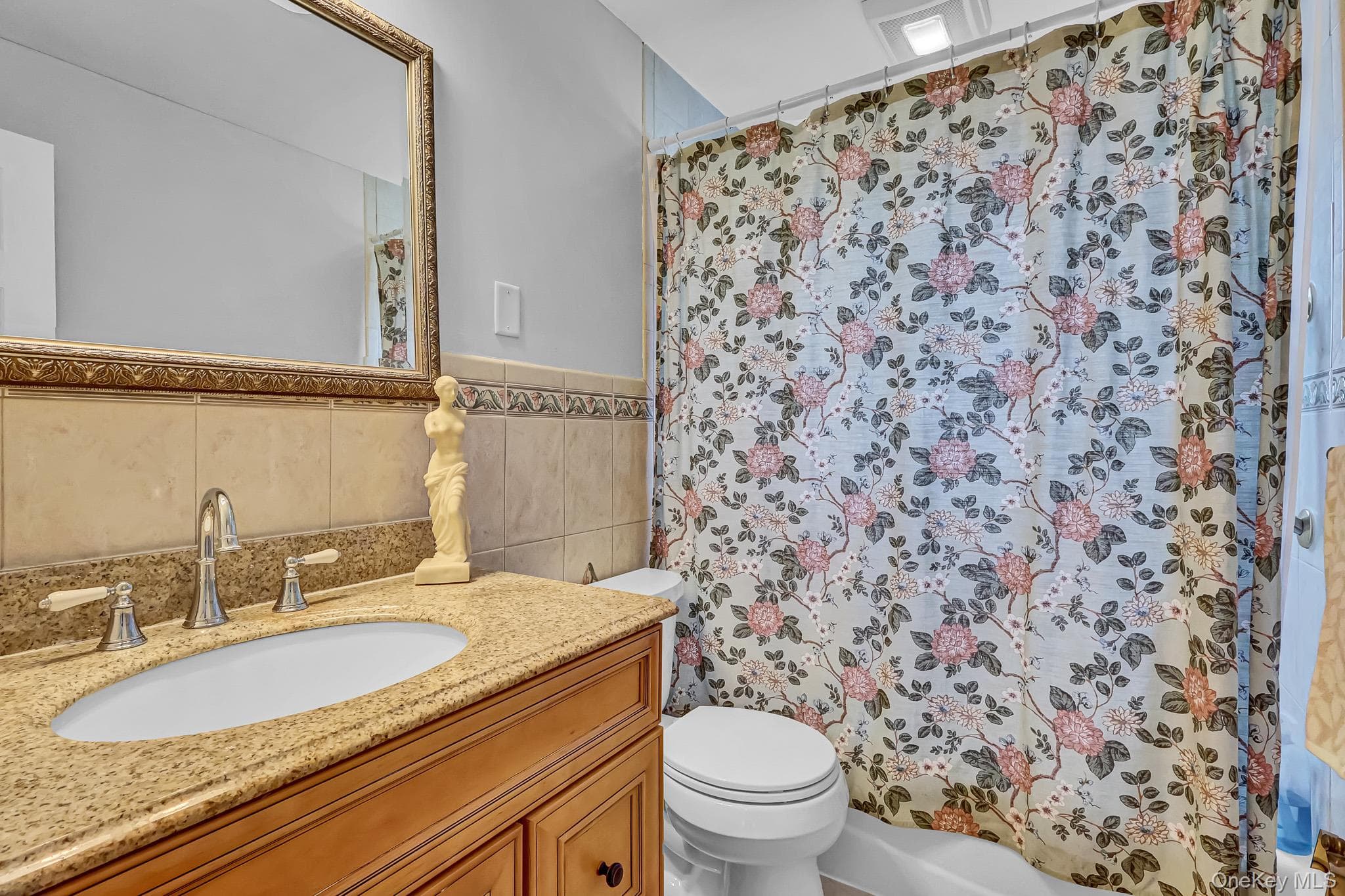 948 Simon Place thumbnail 25