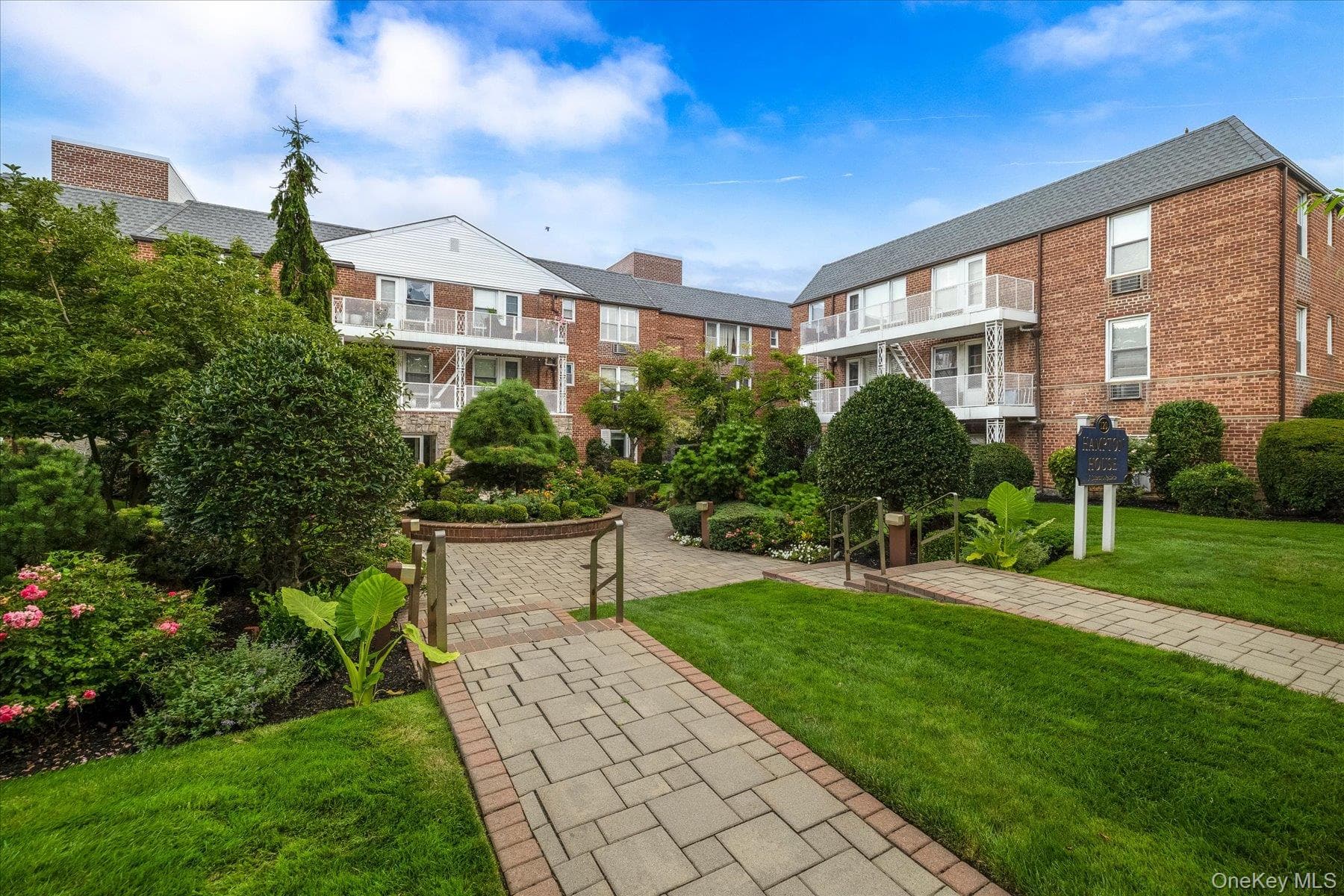 120 Morris Avenue Unit: C9 thumbnail 2