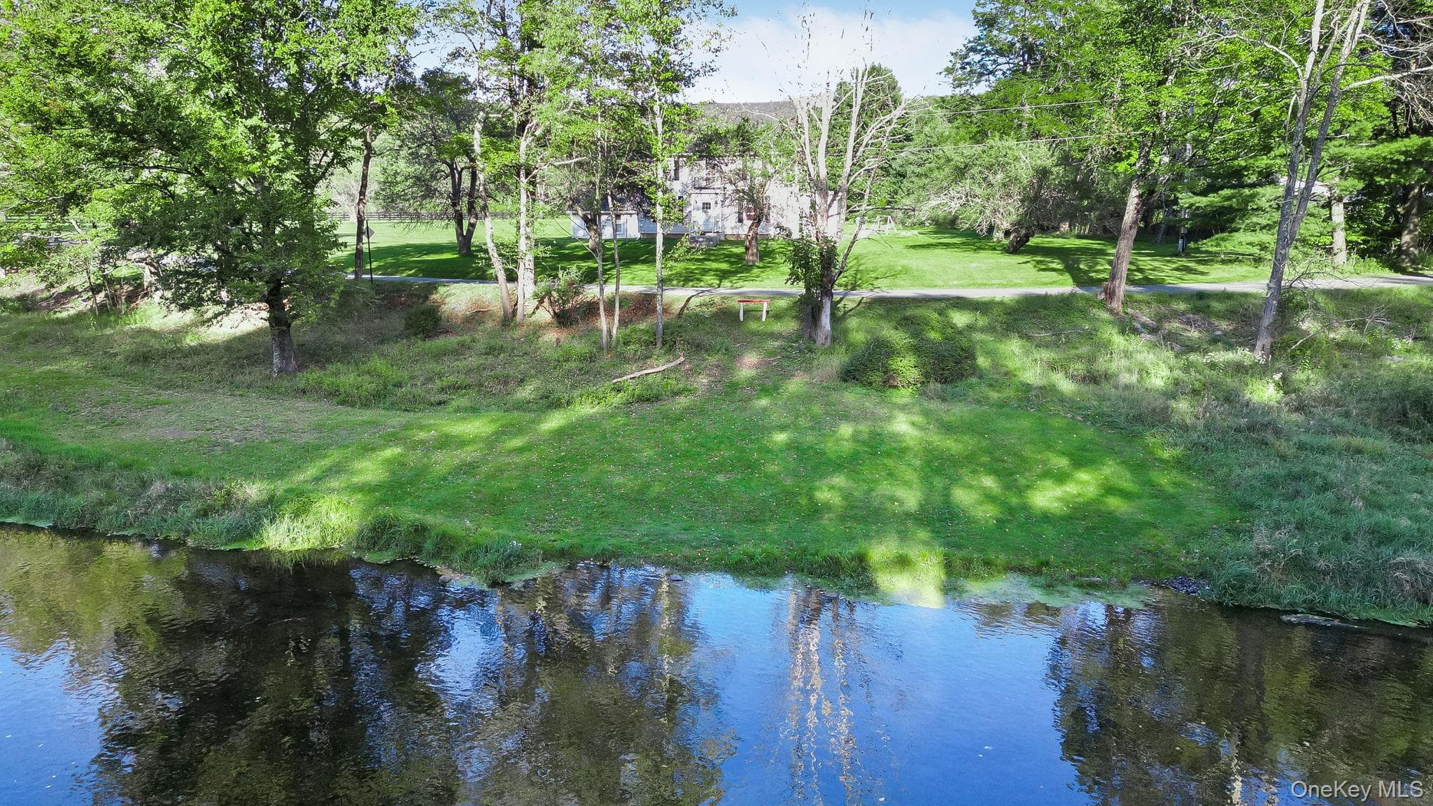 463 River Road thumbnail 3