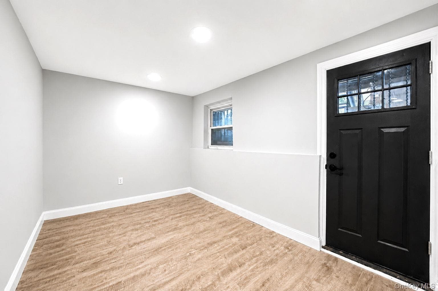 4059 Paulding Avenue thumbnail 32