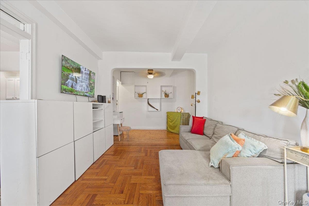 50 Park Terrace Unit: 1LM thumbnail 2