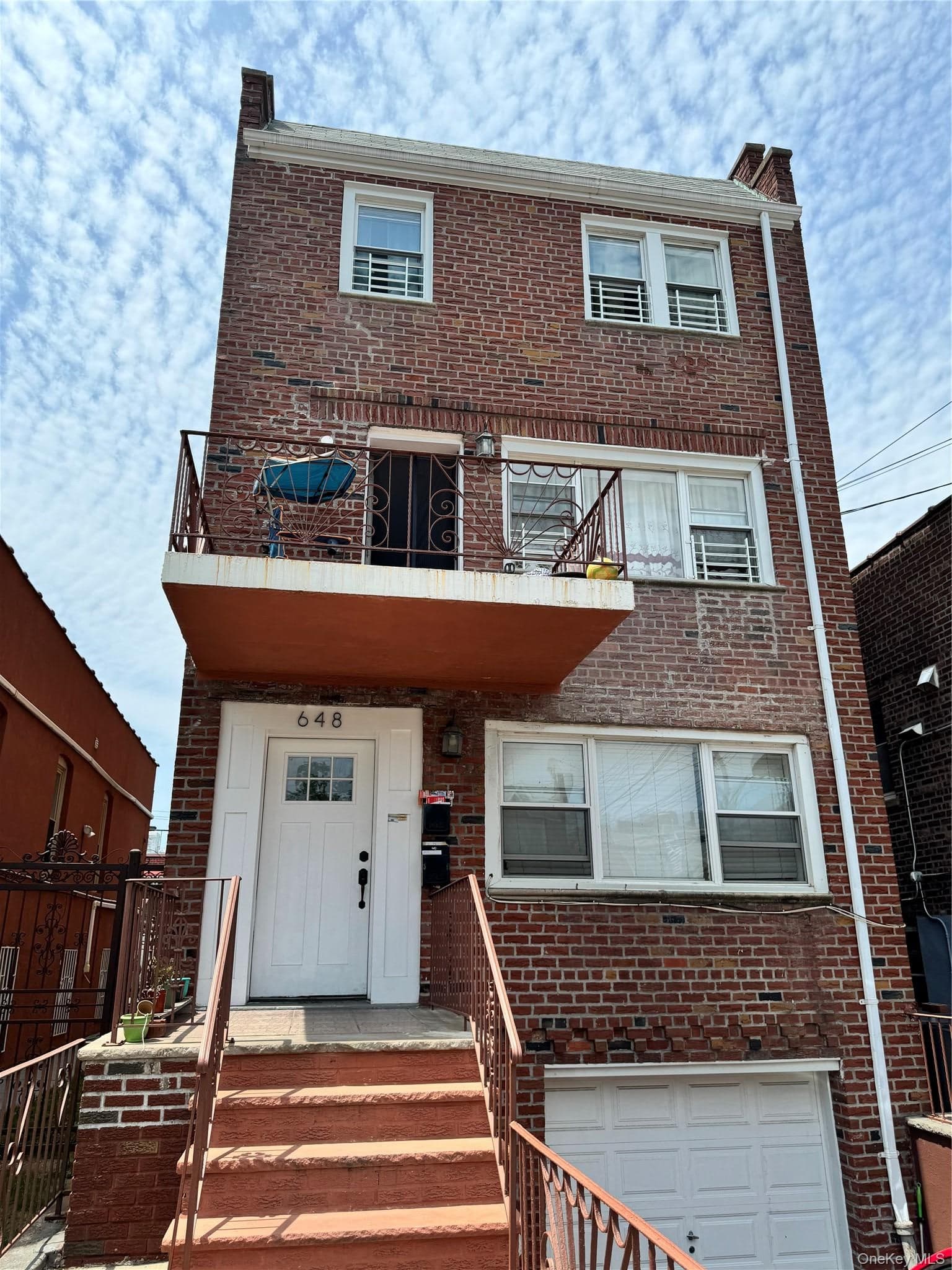 648 E 93rd Street thumbnail 2