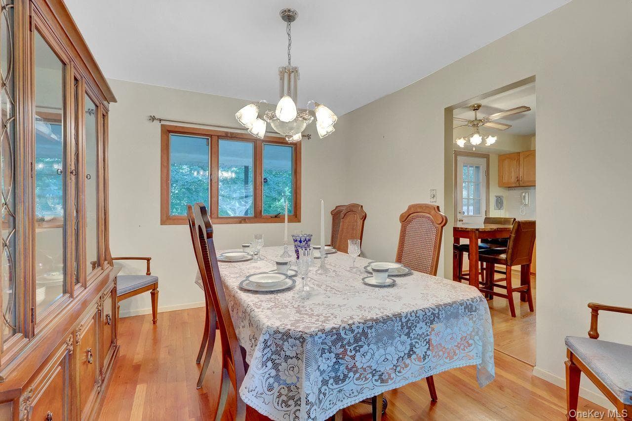14 Morewood Drive thumbnail 5