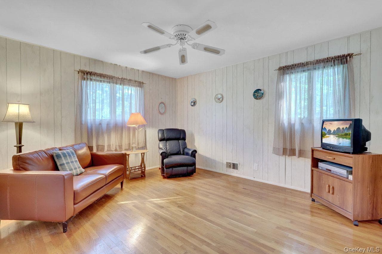 14 Morewood Drive thumbnail 13