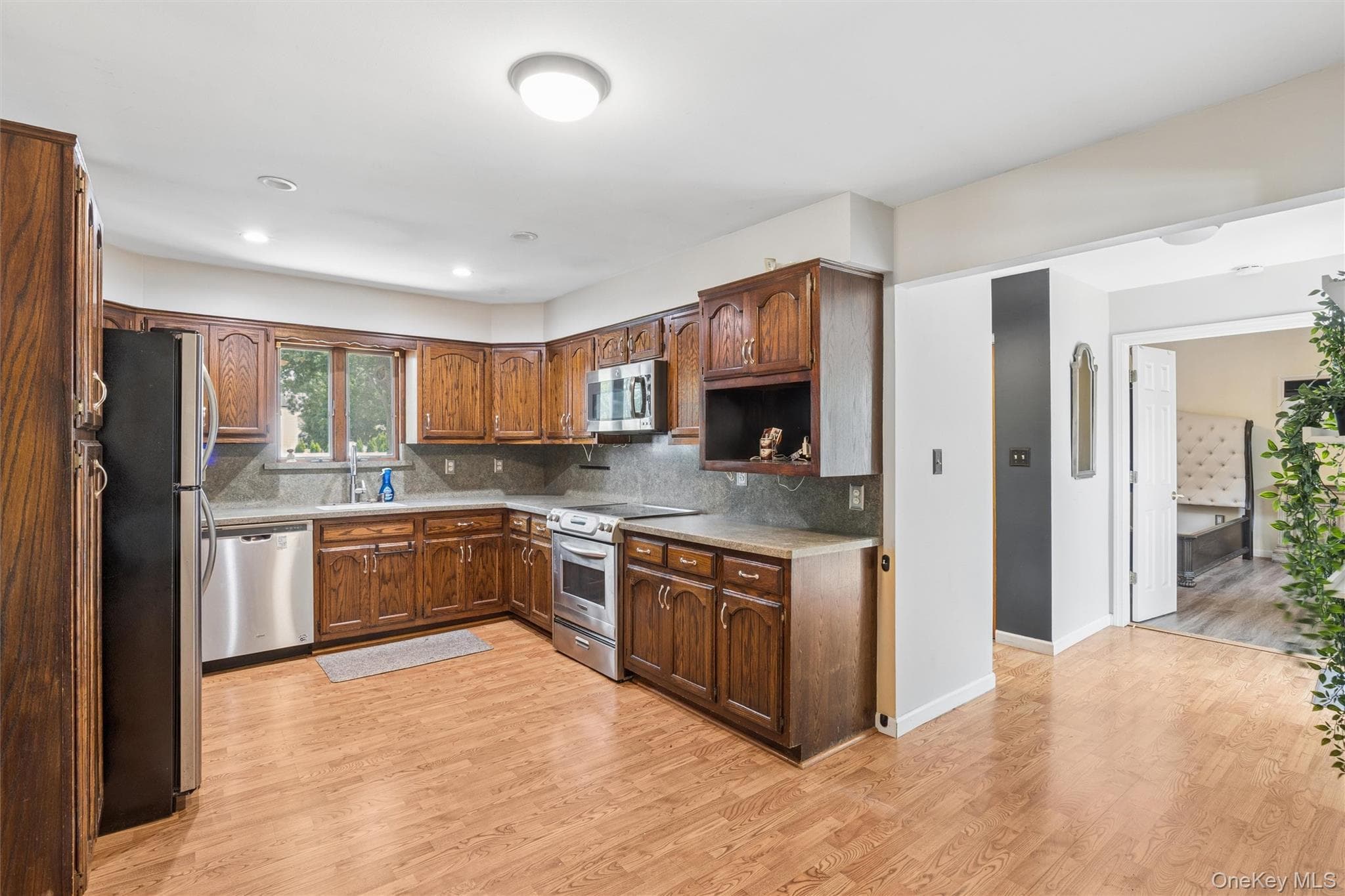 42 Lexington Avenue thumbnail 4
