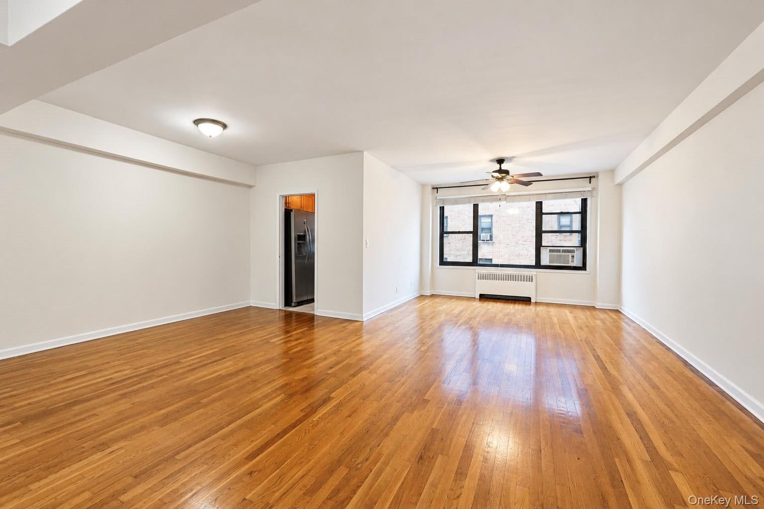 325 Main Street Unit: 2G thumbnail 7