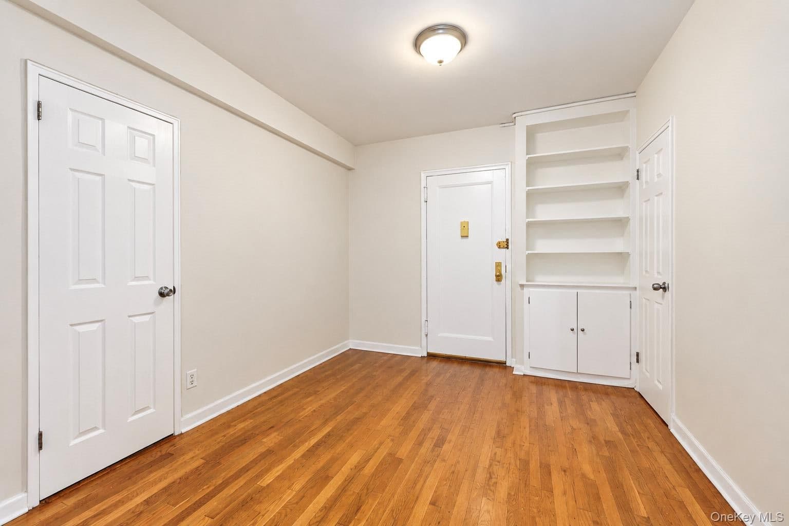 325 Main Street Unit: 2G thumbnail 5