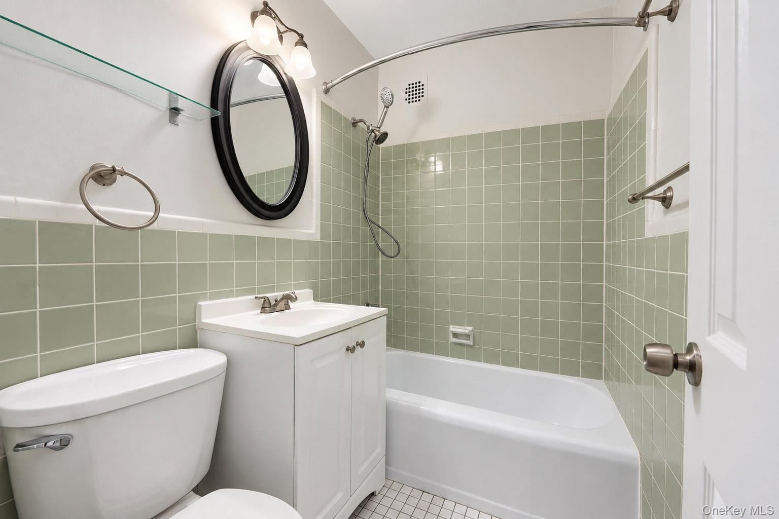325 Main Street Unit: 2G thumbnail 14