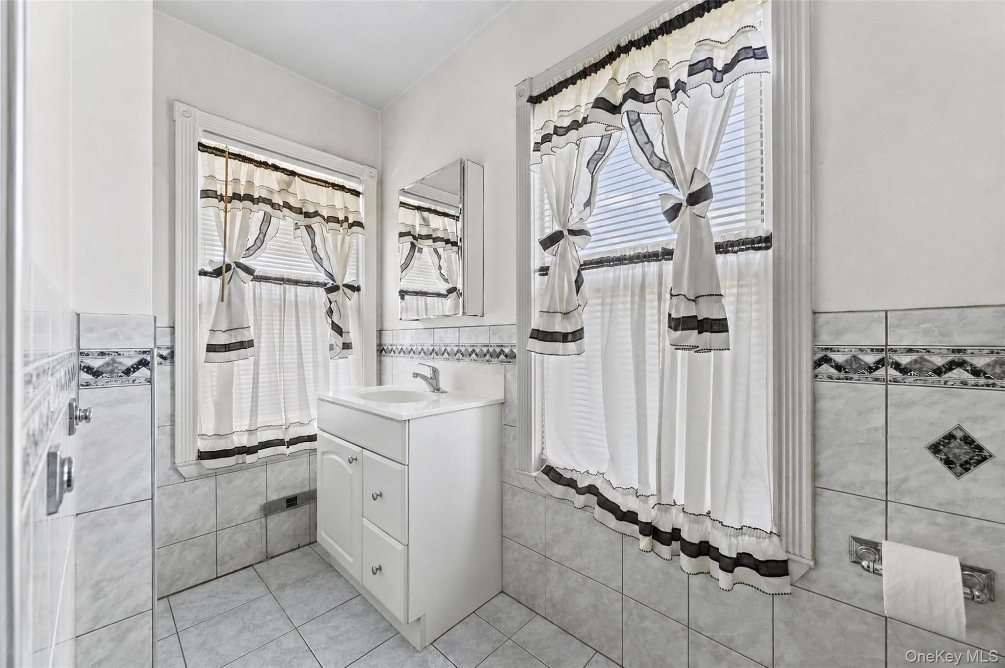 871 Rockaway Avenue thumbnail 28